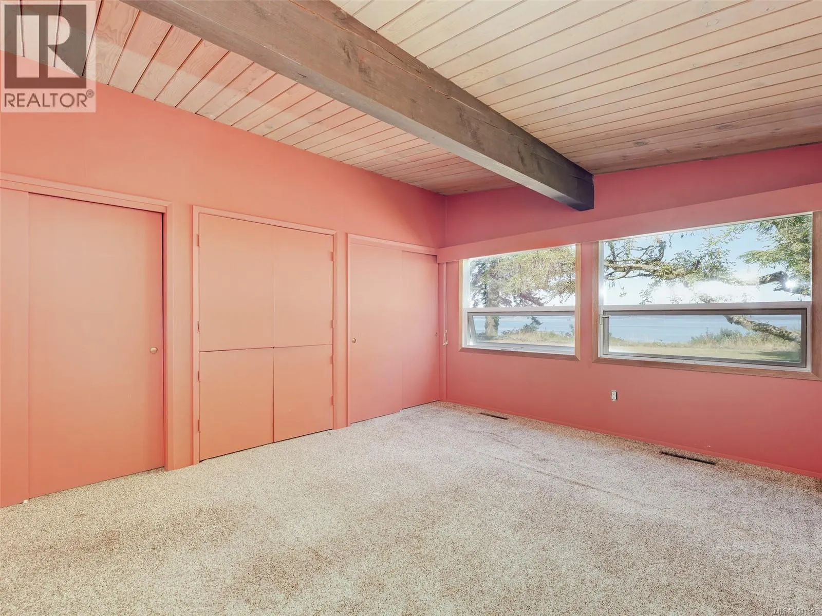 4598 Torquay Dr