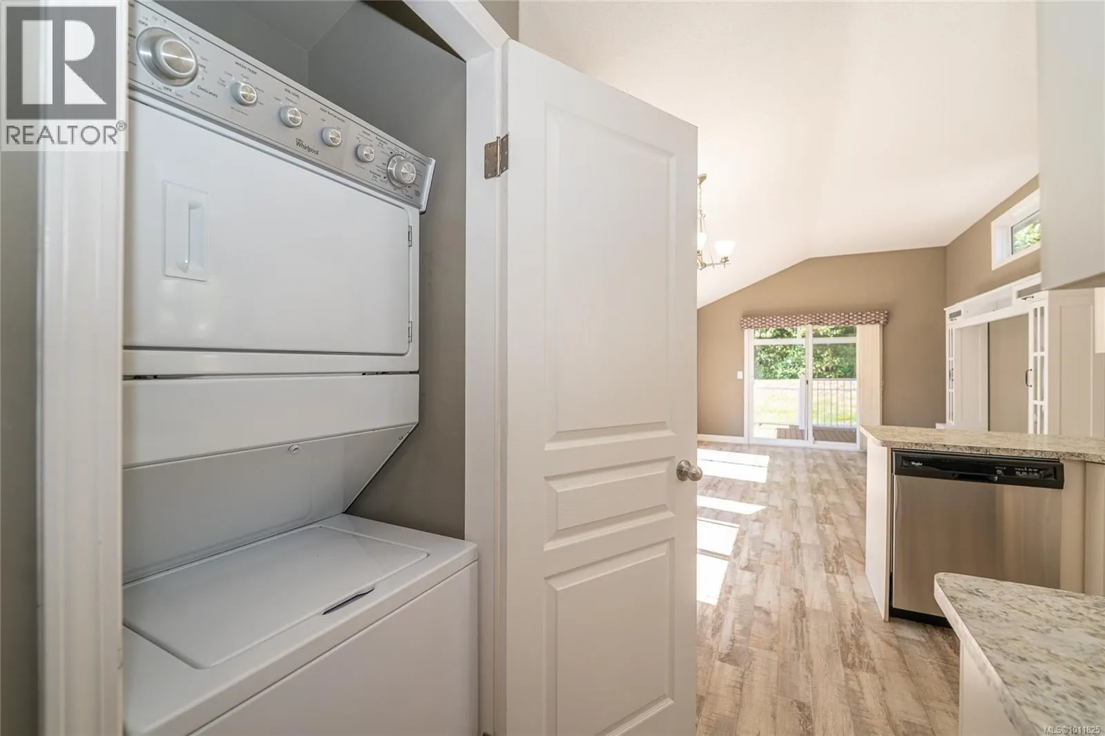 156 3042 River Rd