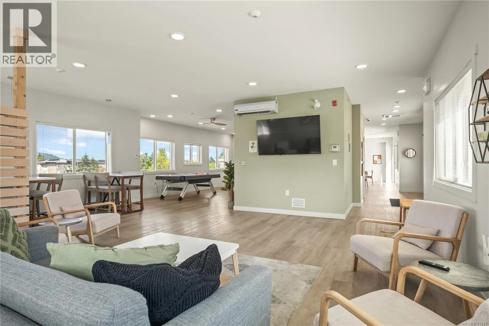 312 4810 Cedar Ridge Pl