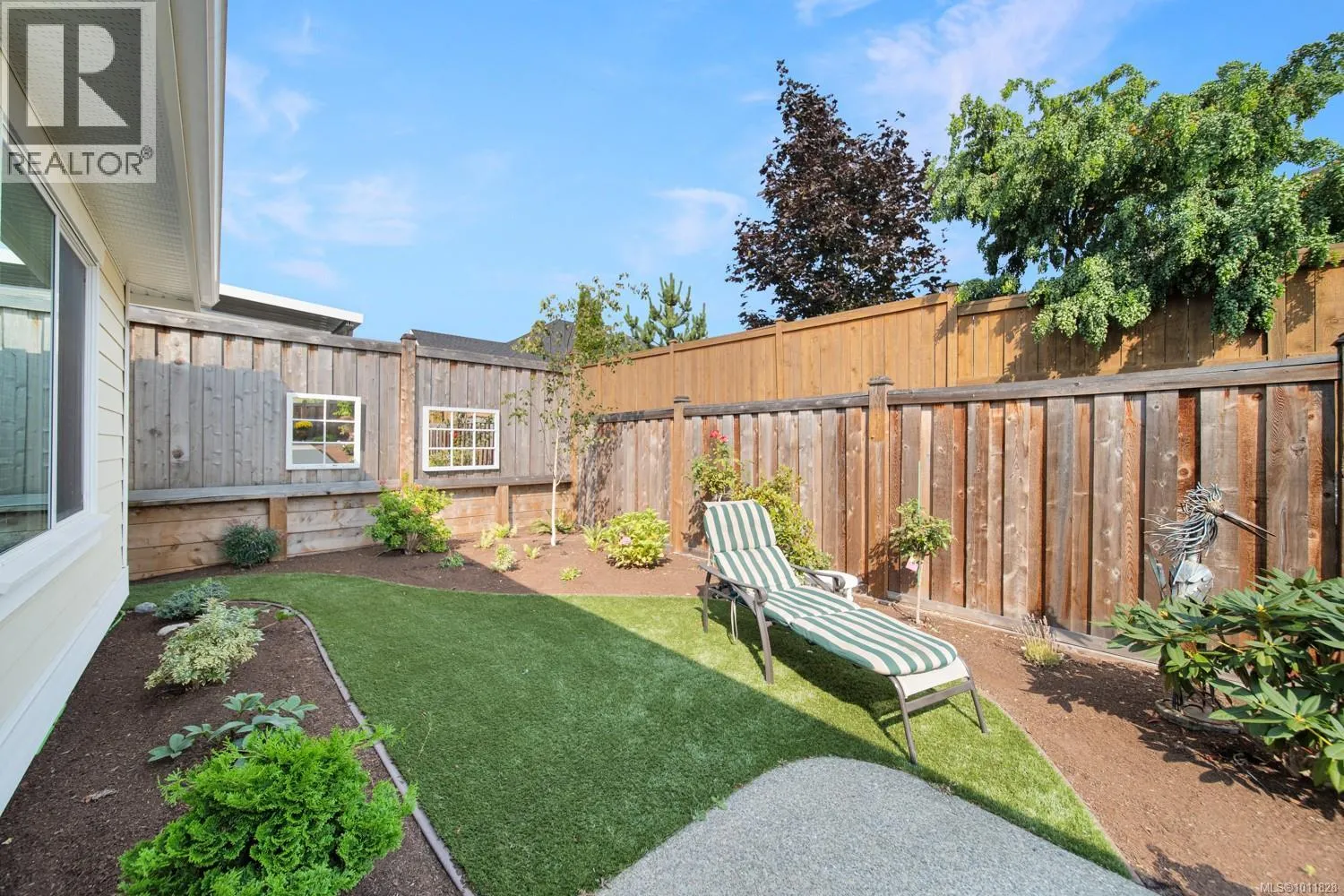 559 Rainbow Way
