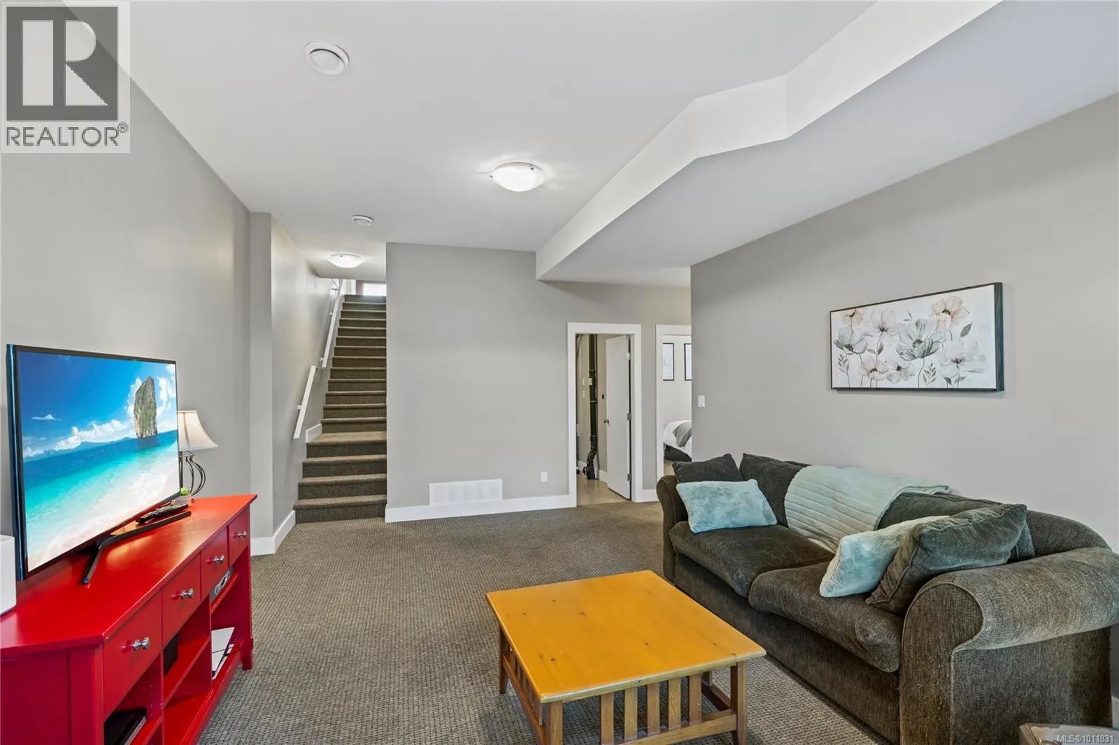 4991 Dunn Pl