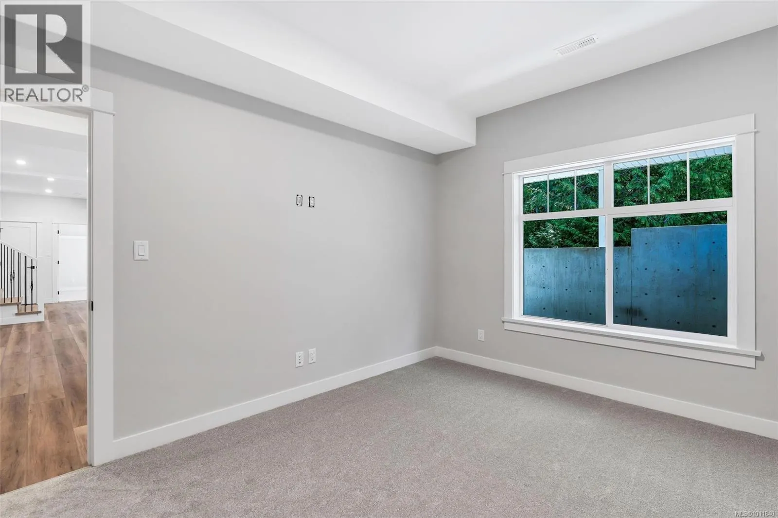 540 Bickford Way