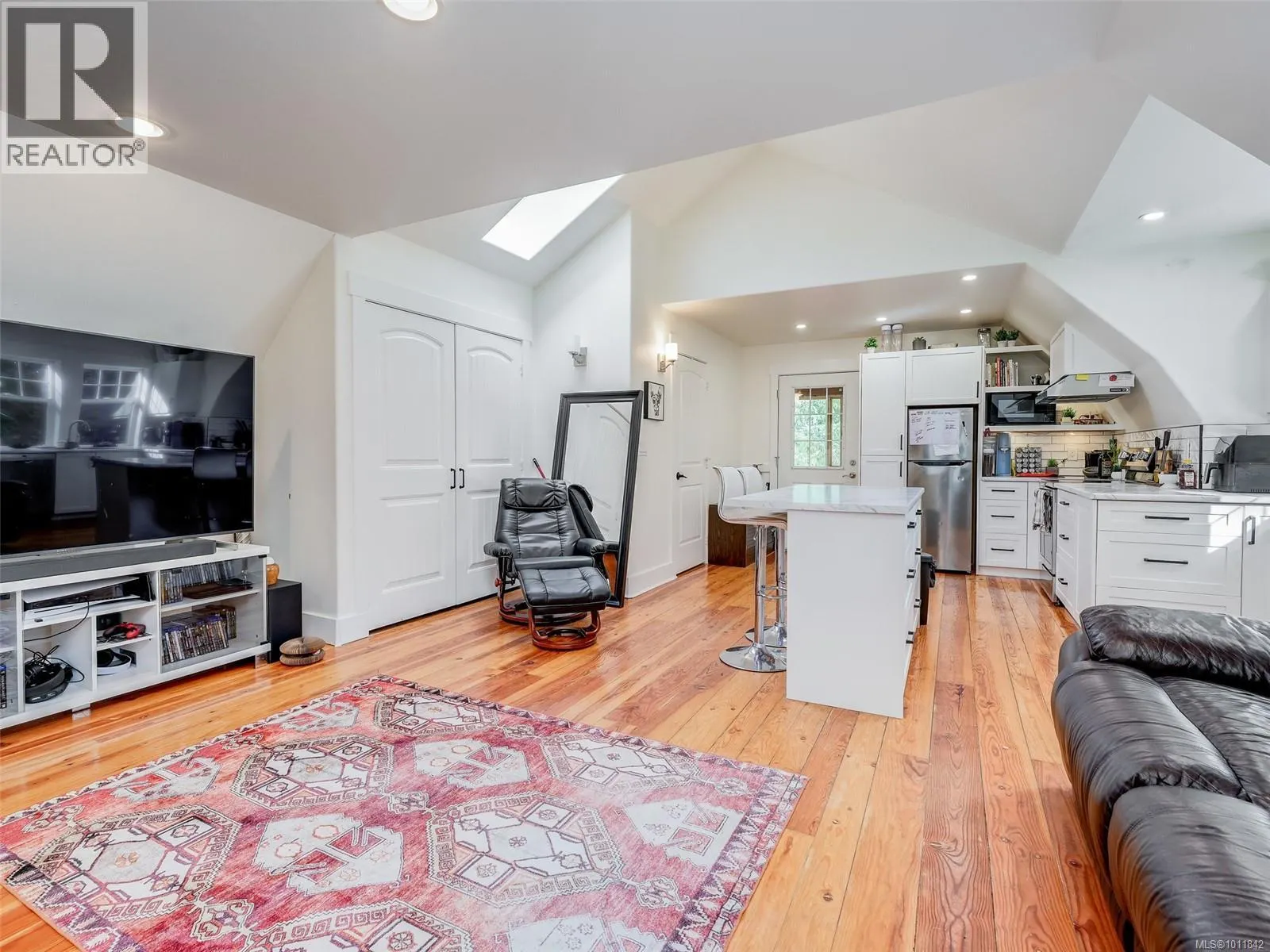 643 Southwood Dr