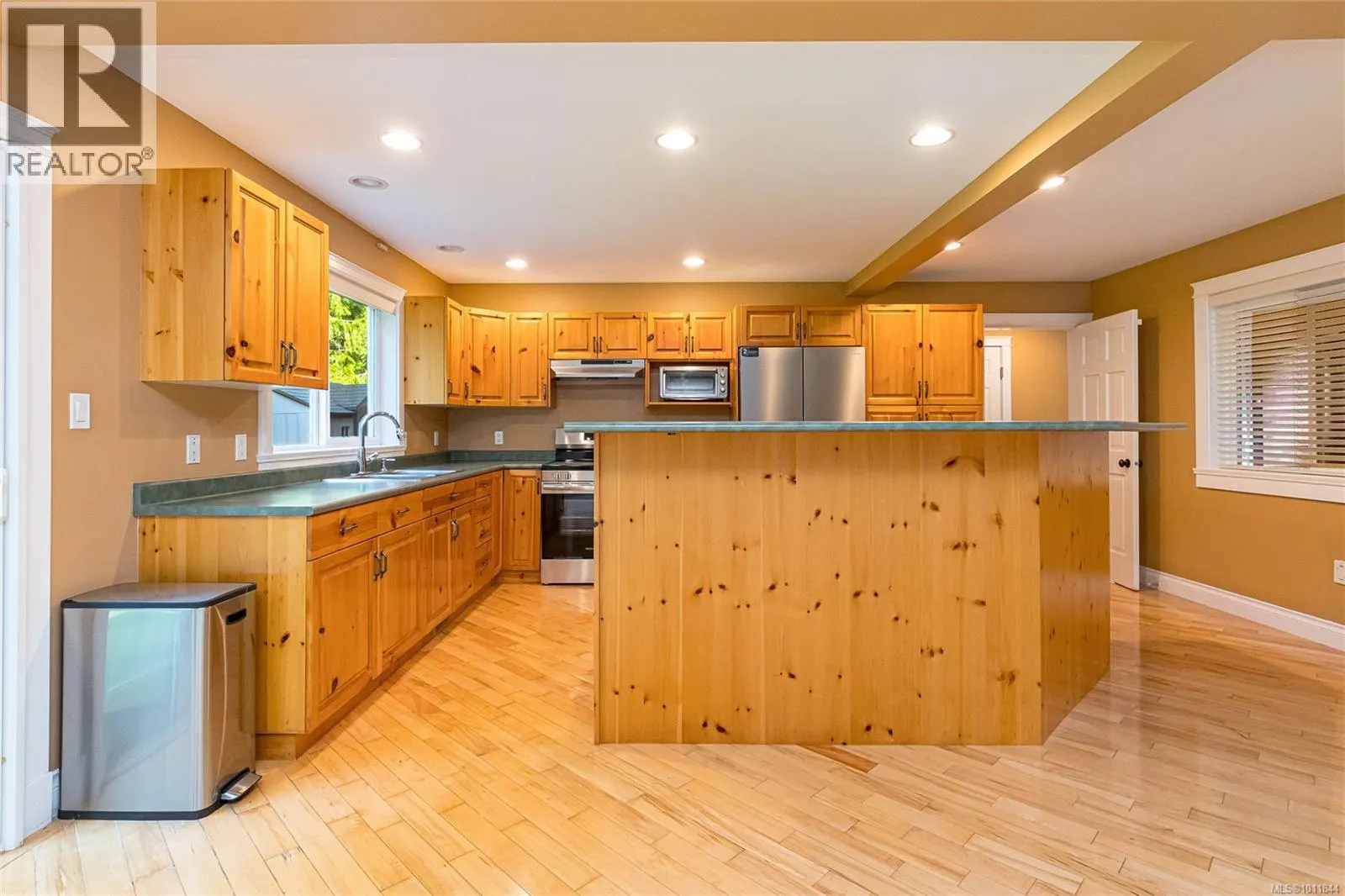 770 Shawnigan Lake Rd