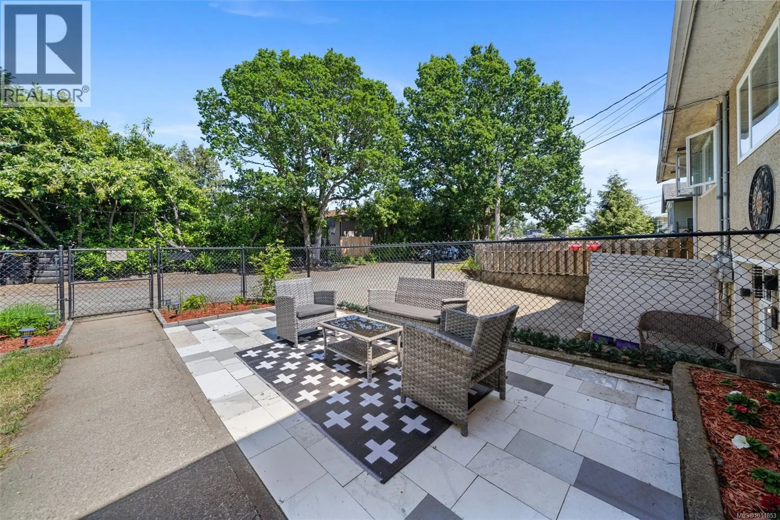 999 Furber Rd