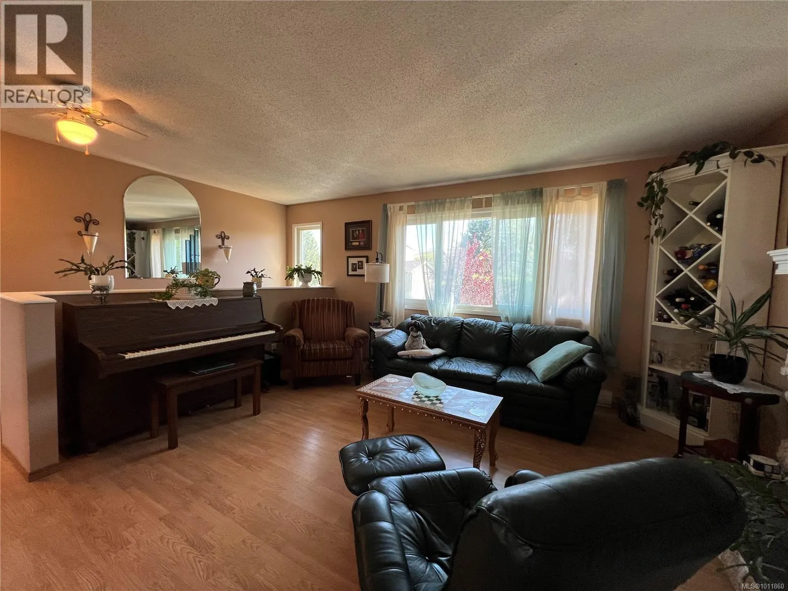 539 Rowan Ave