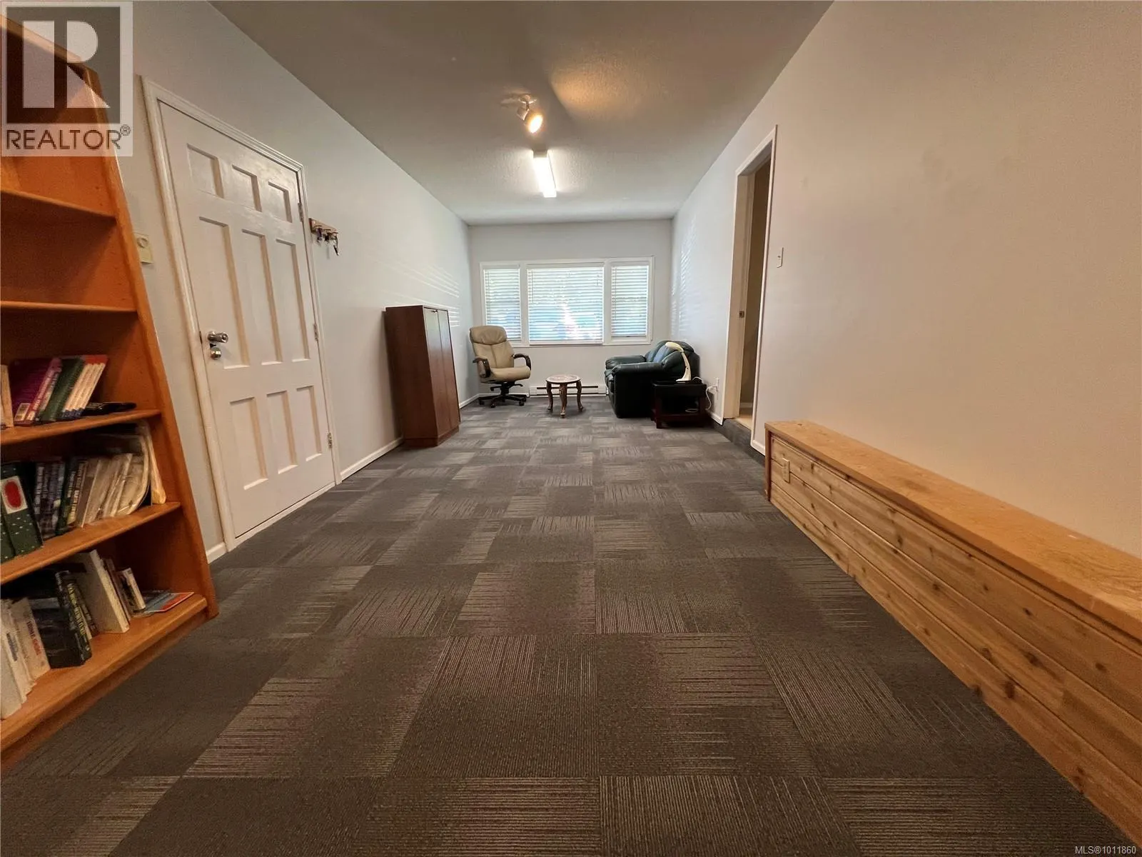 539 Rowan Ave
