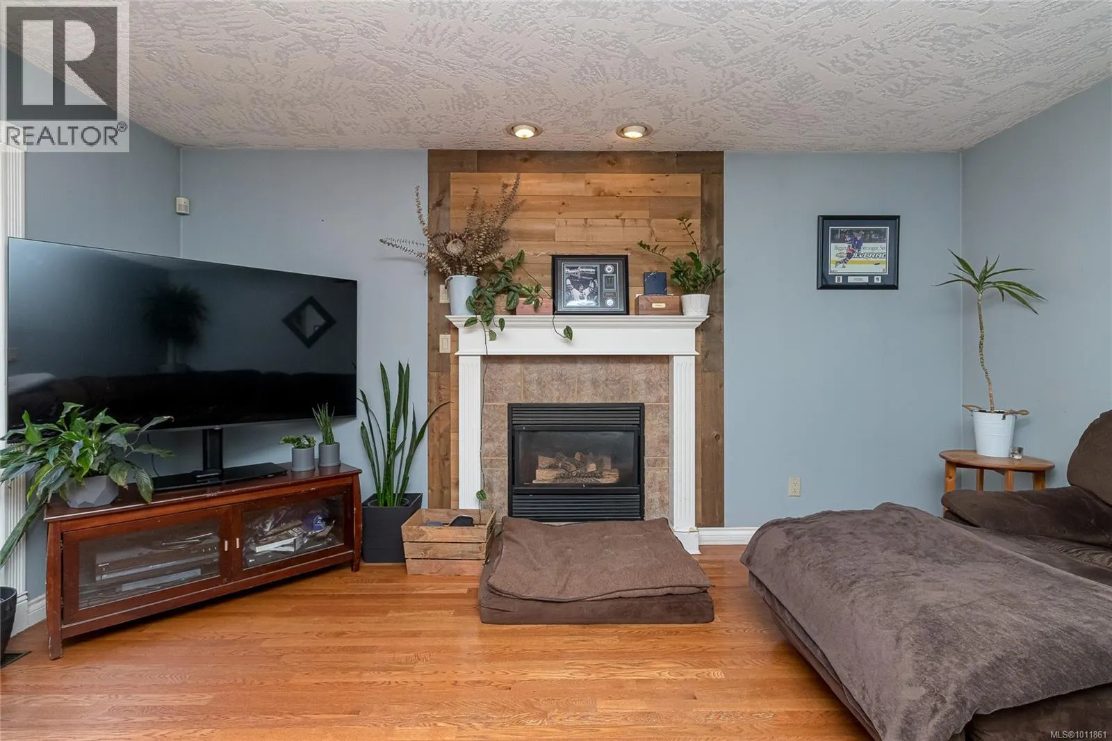 4875 Ambience Pl