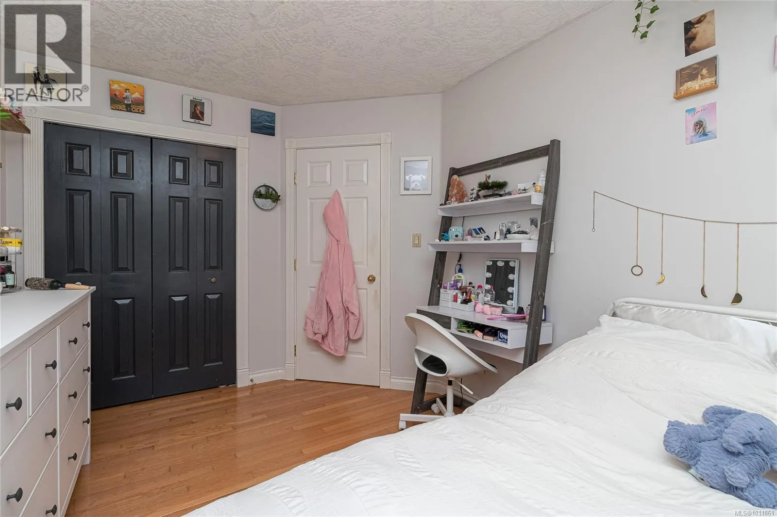4875 Ambience Pl
