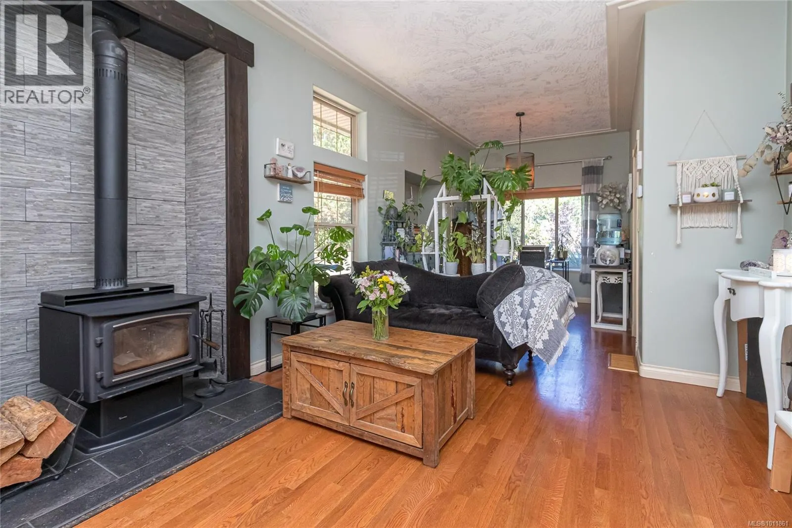 4875 Ambience Pl