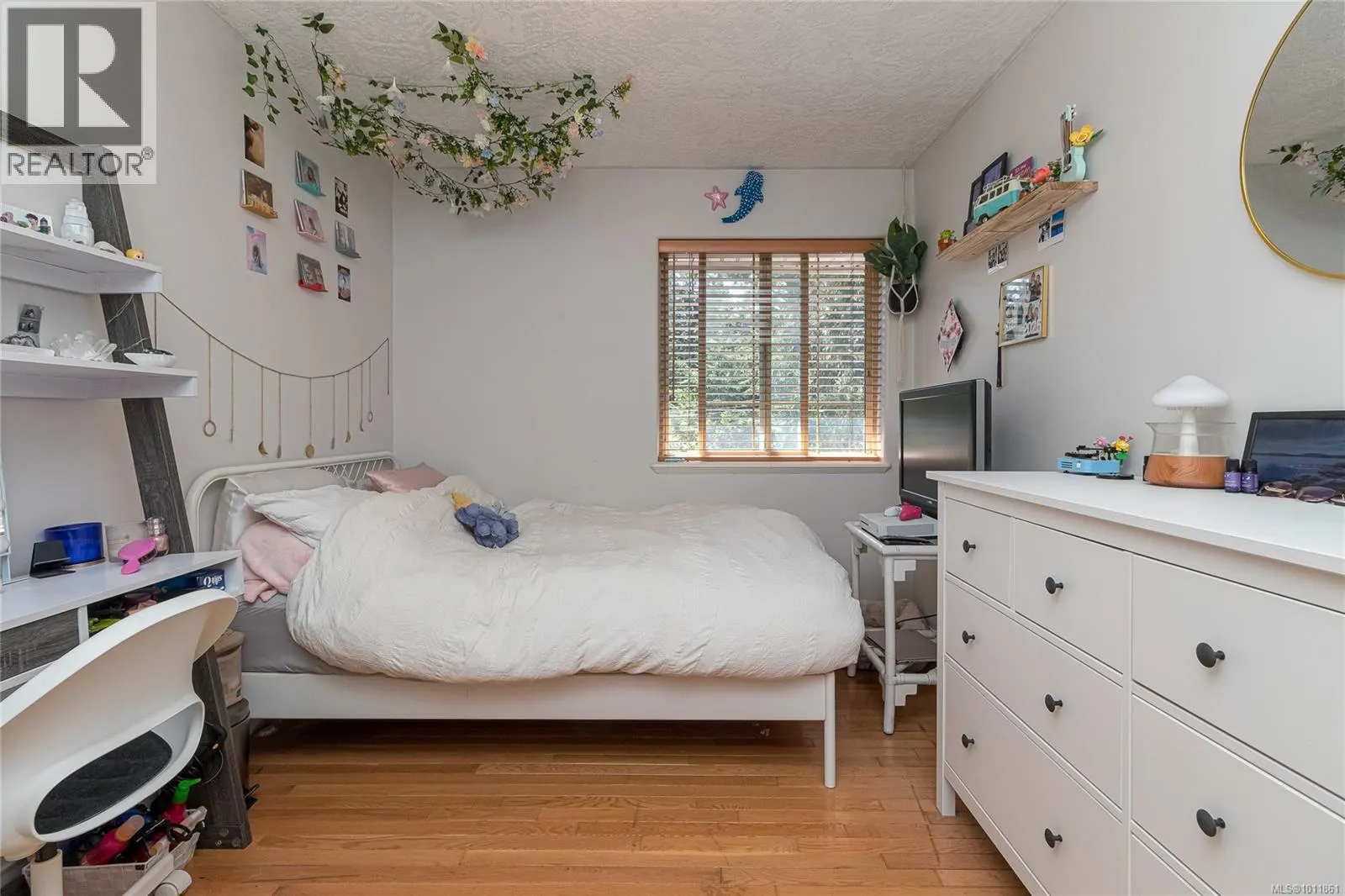 4875 Ambience Pl