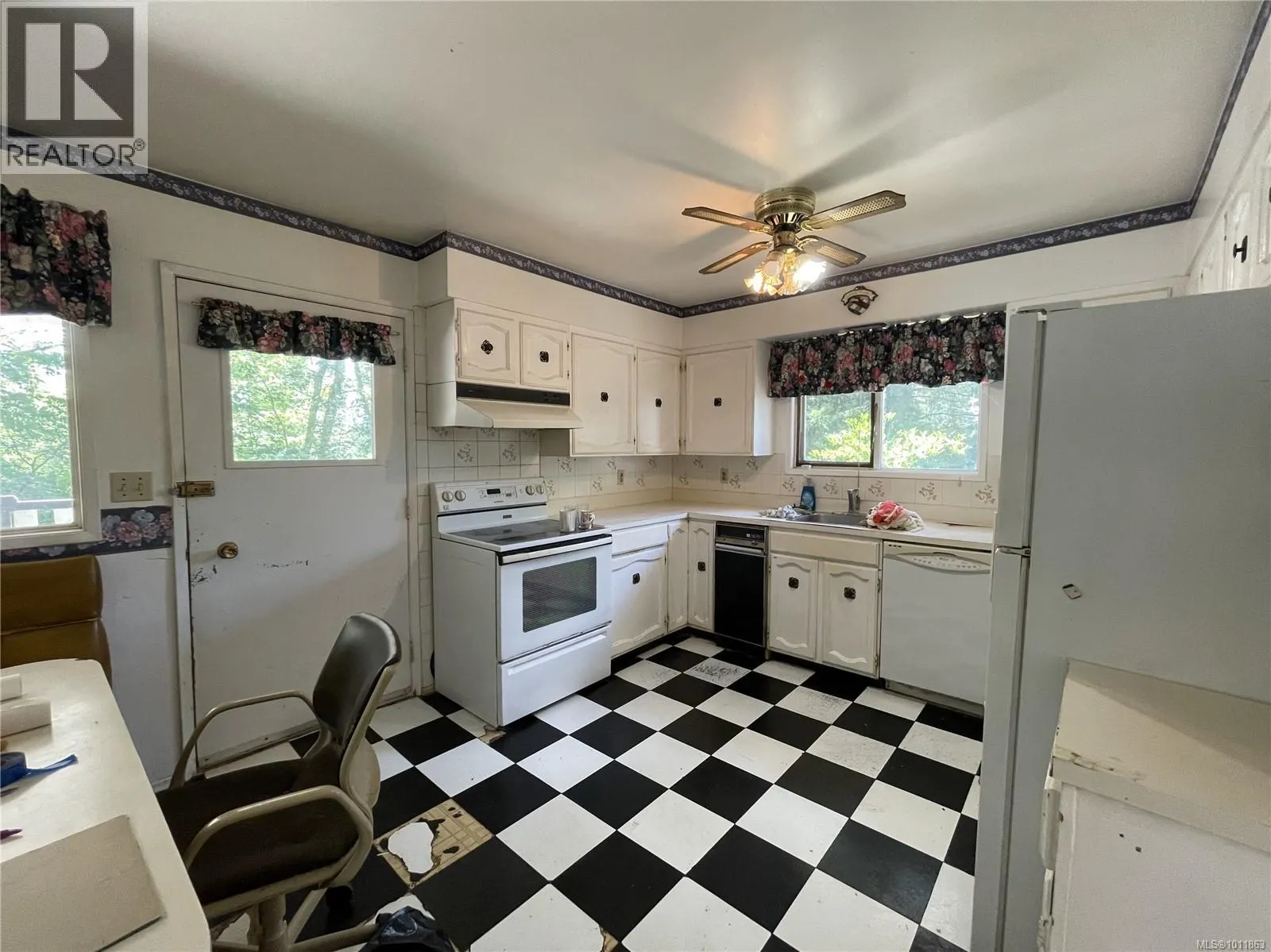 6929 Cherry Creek Rd