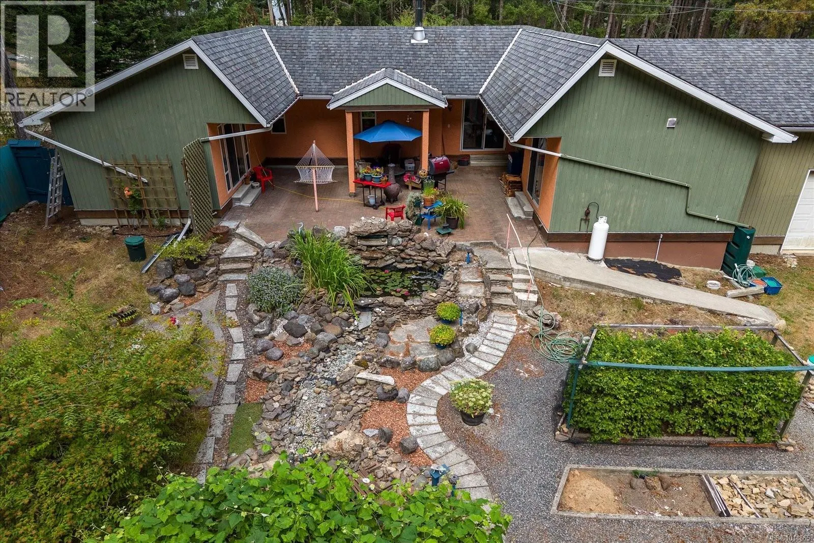 3097 Commodore Way