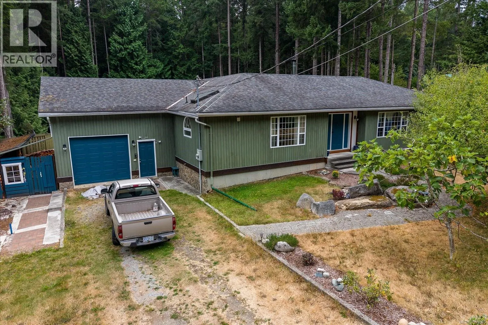 3097 Commodore Way