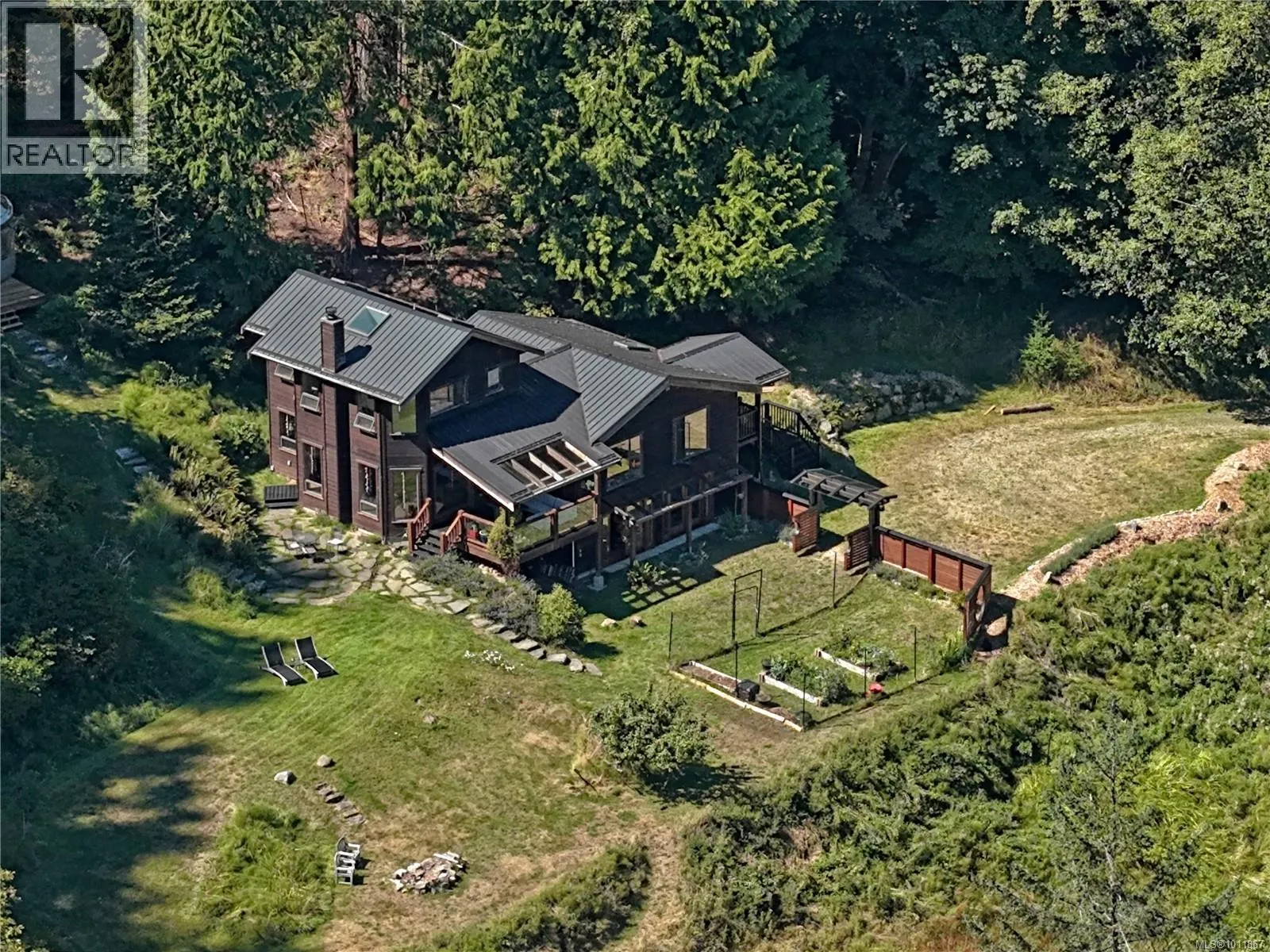 494 Isabella Point Rd