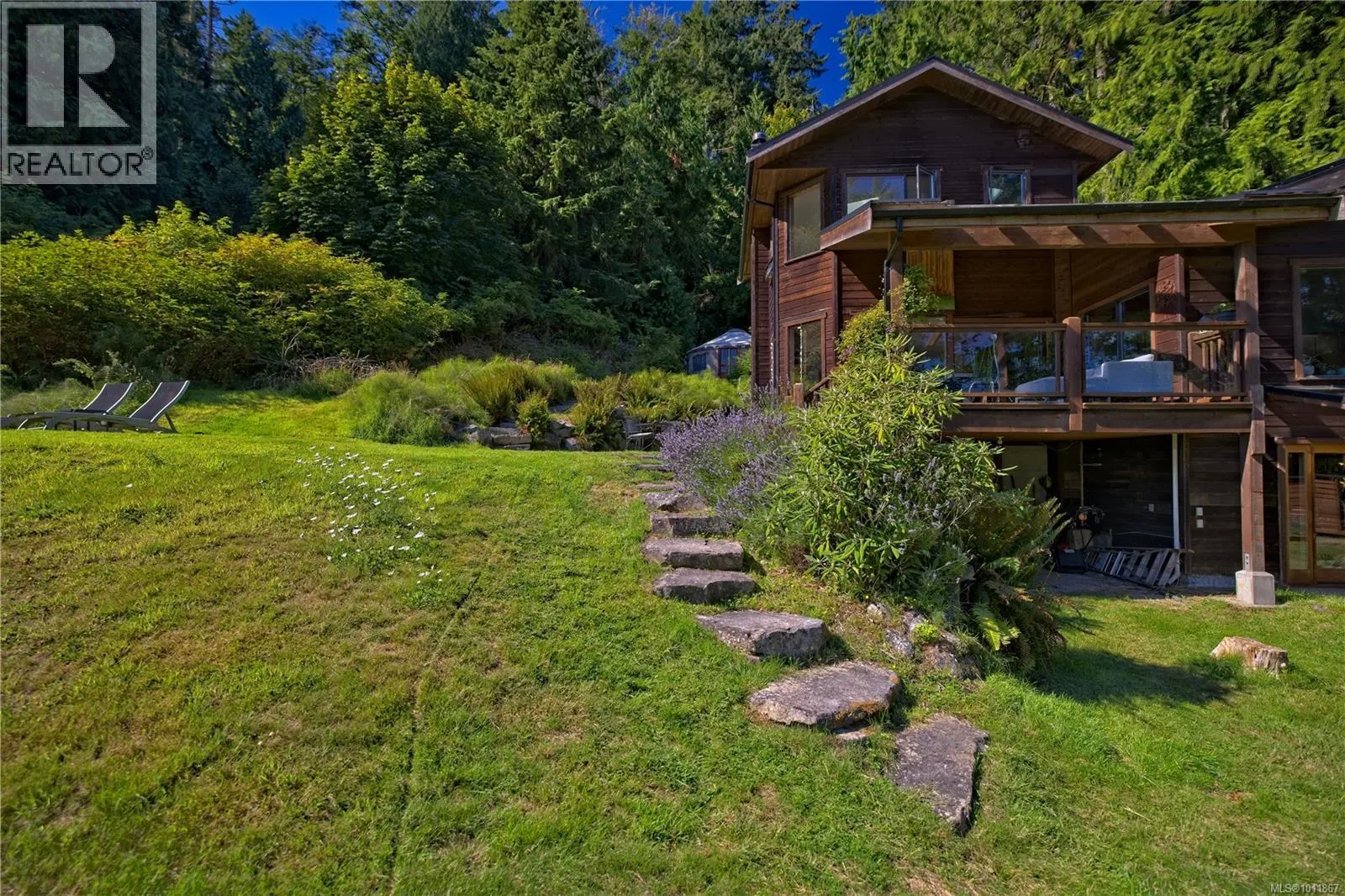494 Isabella Point Rd