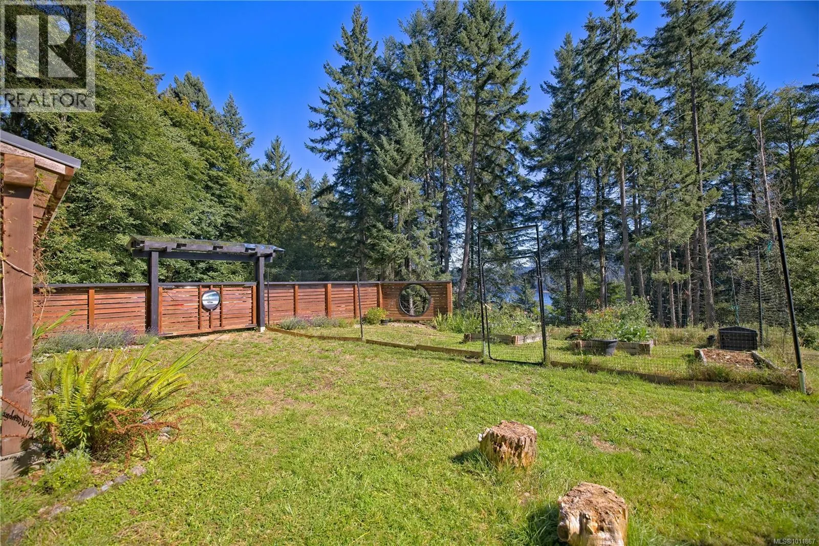 494 Isabella Point Rd