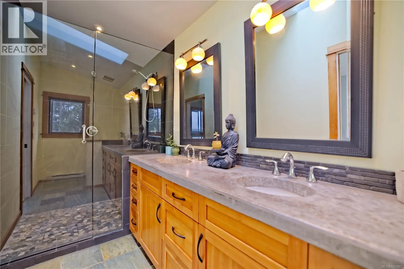 494 Isabella Point Rd