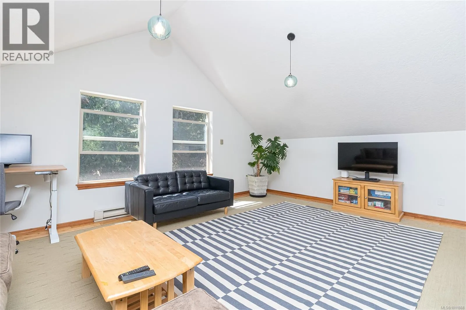 1607 Covey Run Rd