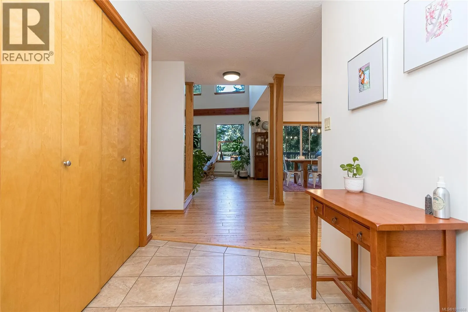 1607 Covey Run Rd