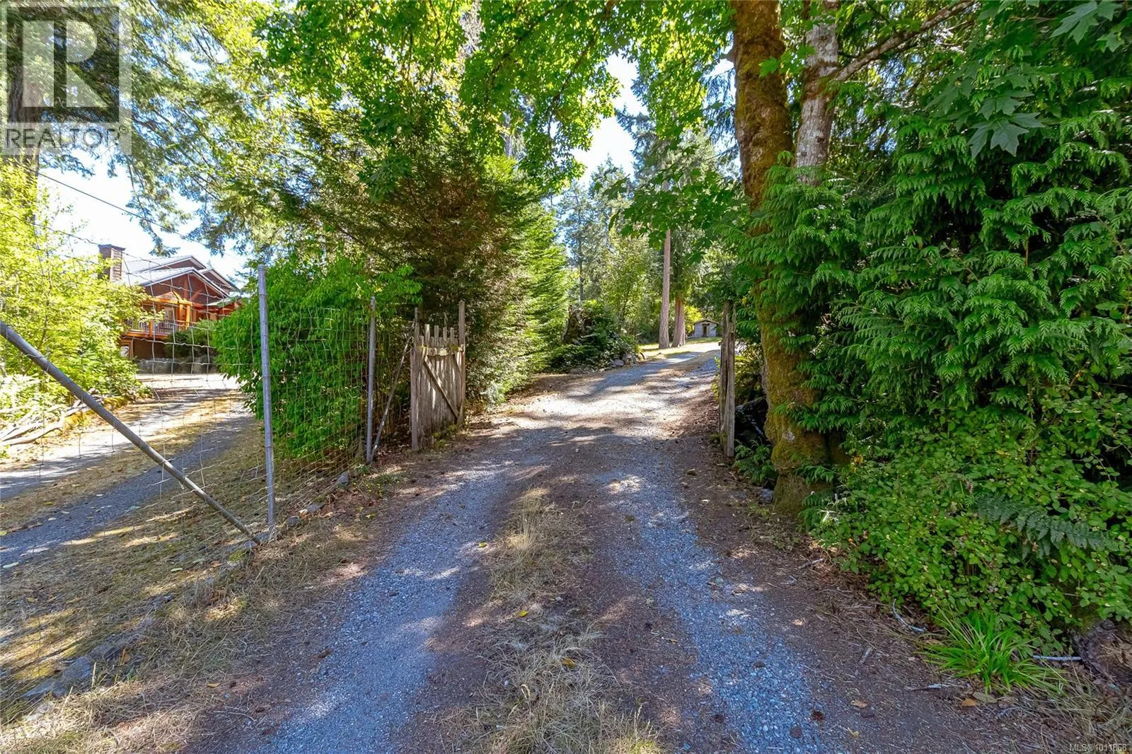 1607 Covey Run Rd