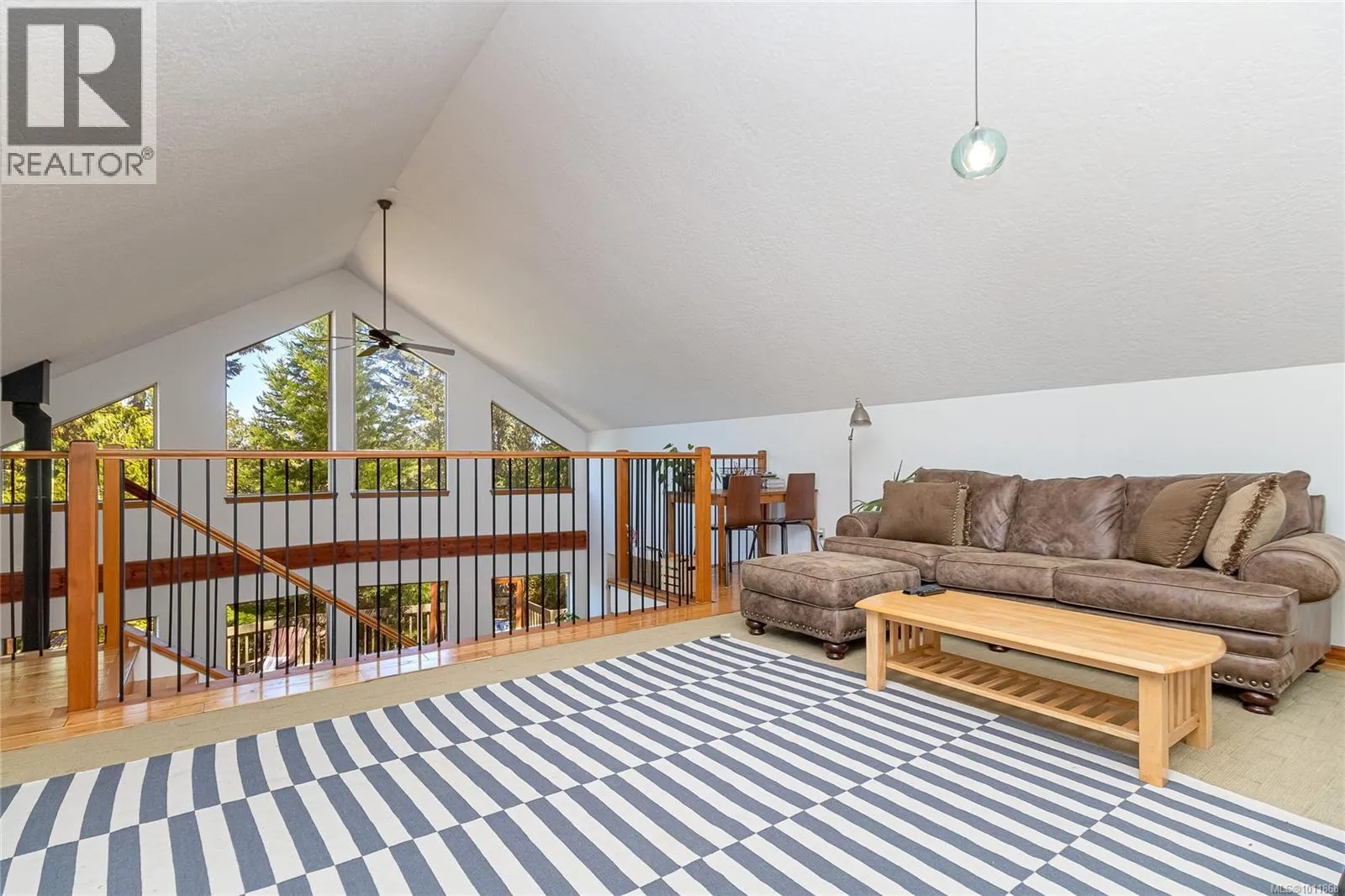 1607 Covey Run Rd