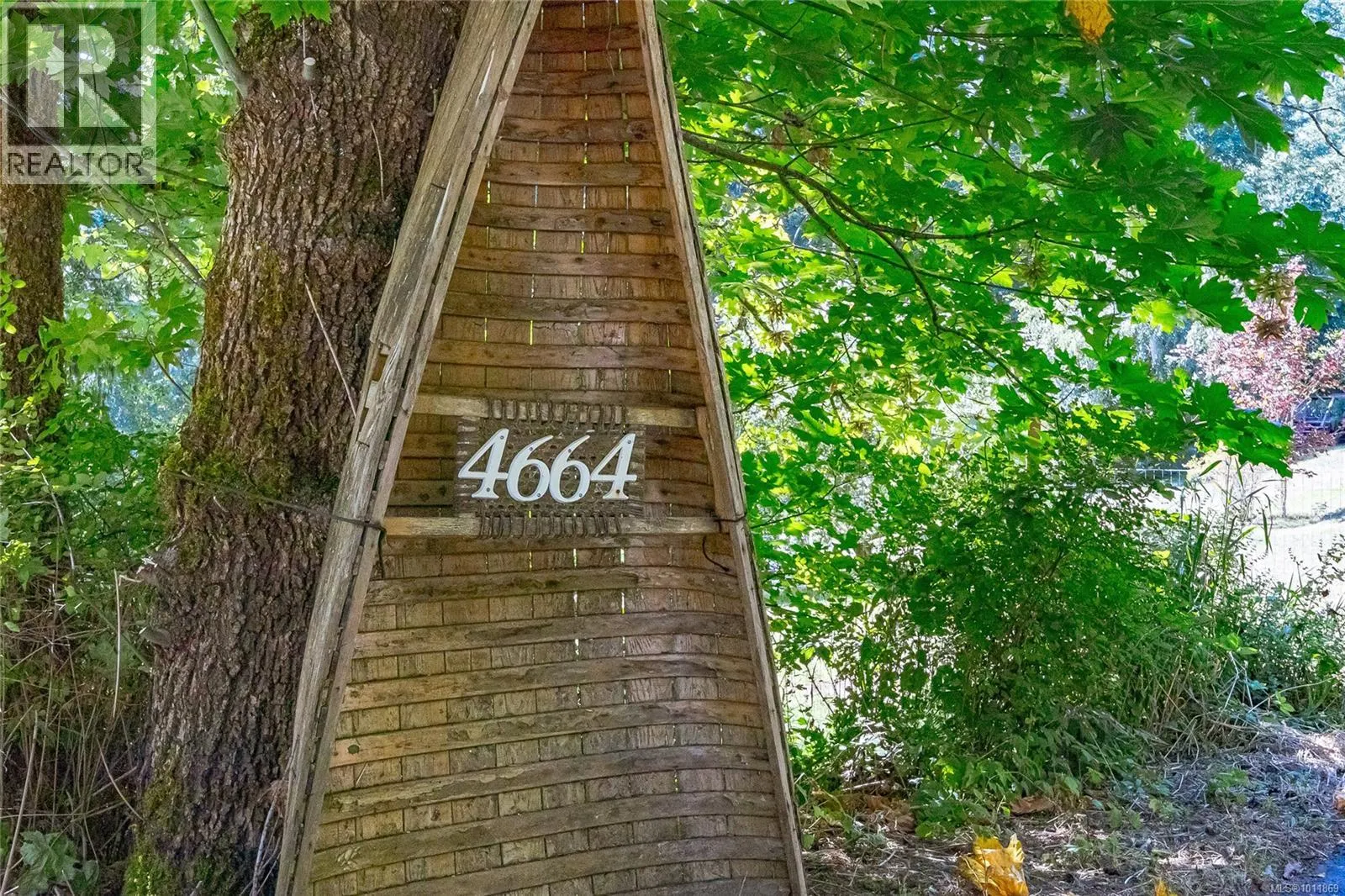 4664-4670 Spring Rd