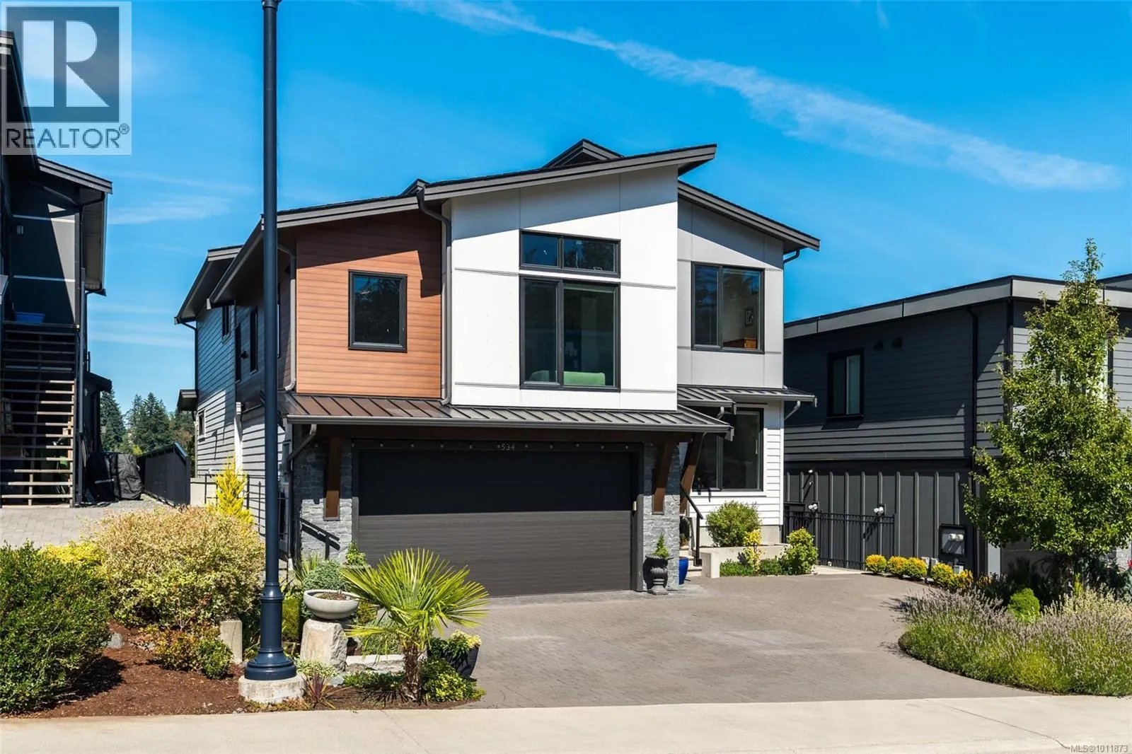 534 Elevation Pointe Terr
