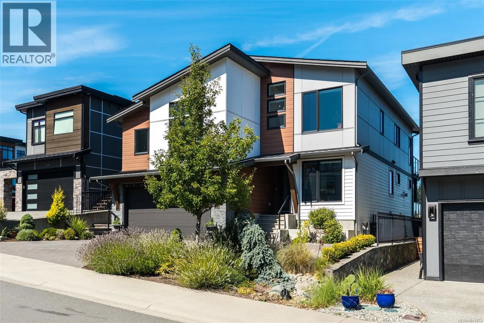534 Elevation Pointe Terr