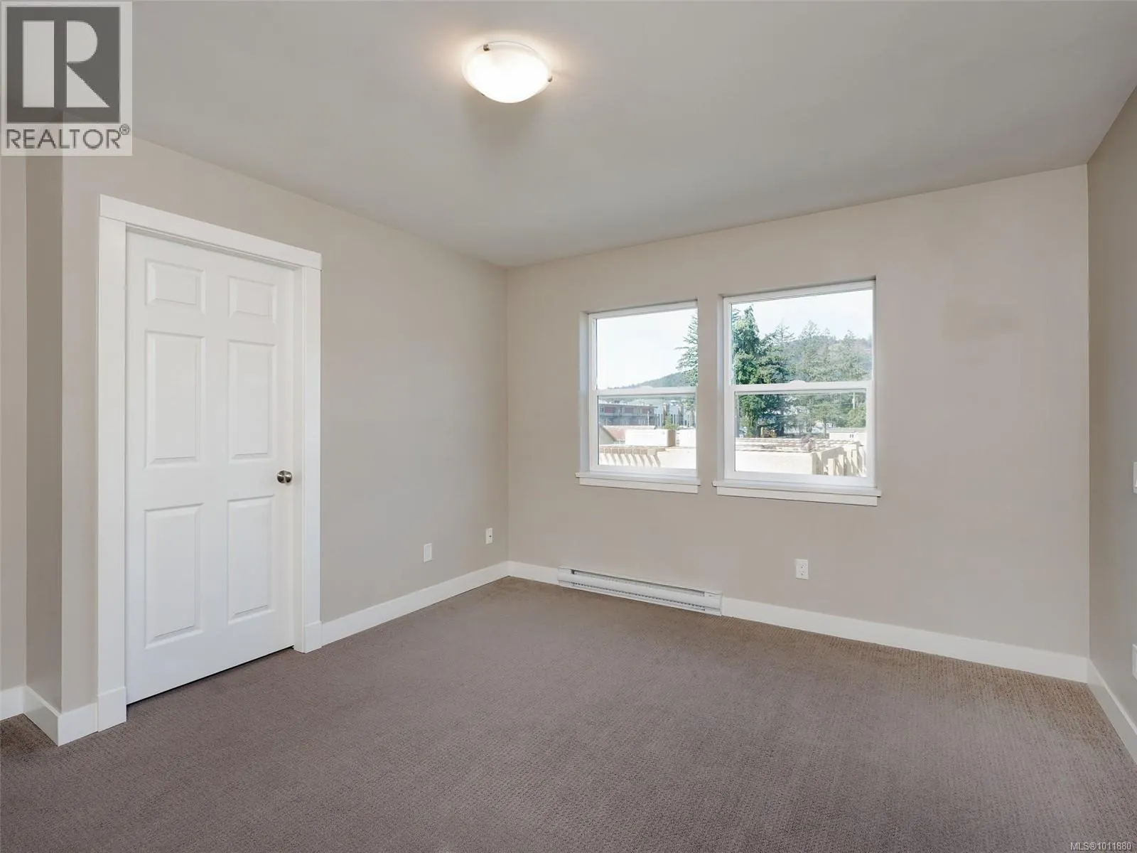 3277 Piper Rd