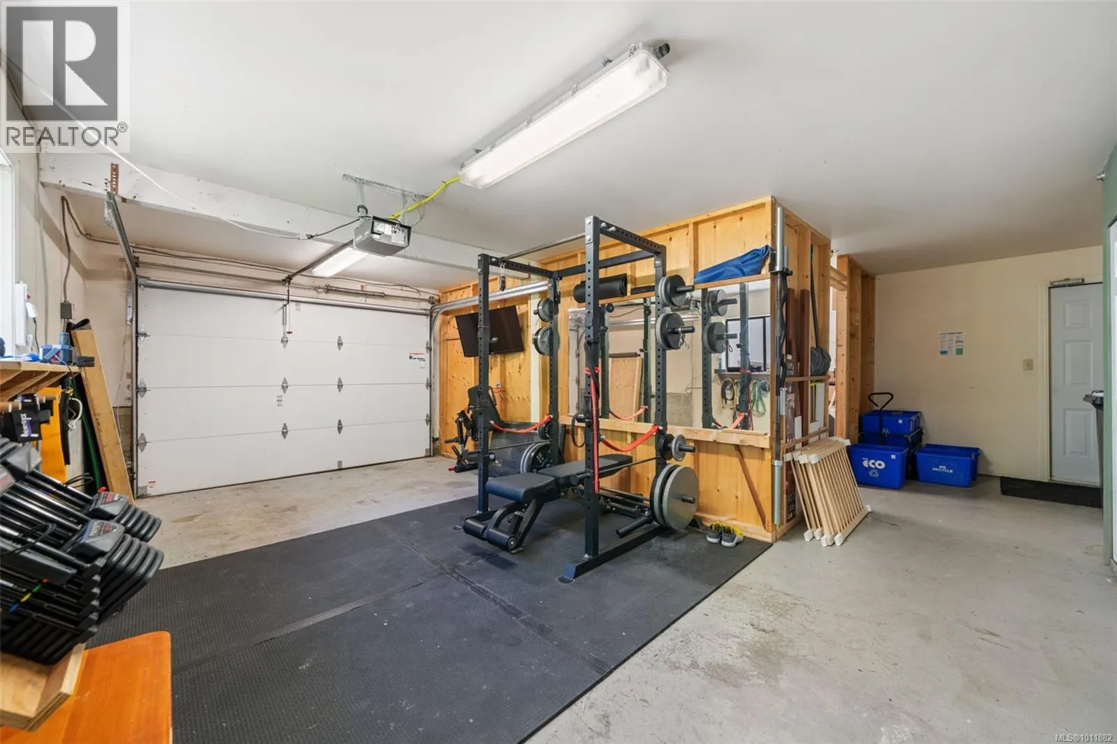 846 Cecil Blogg Dr