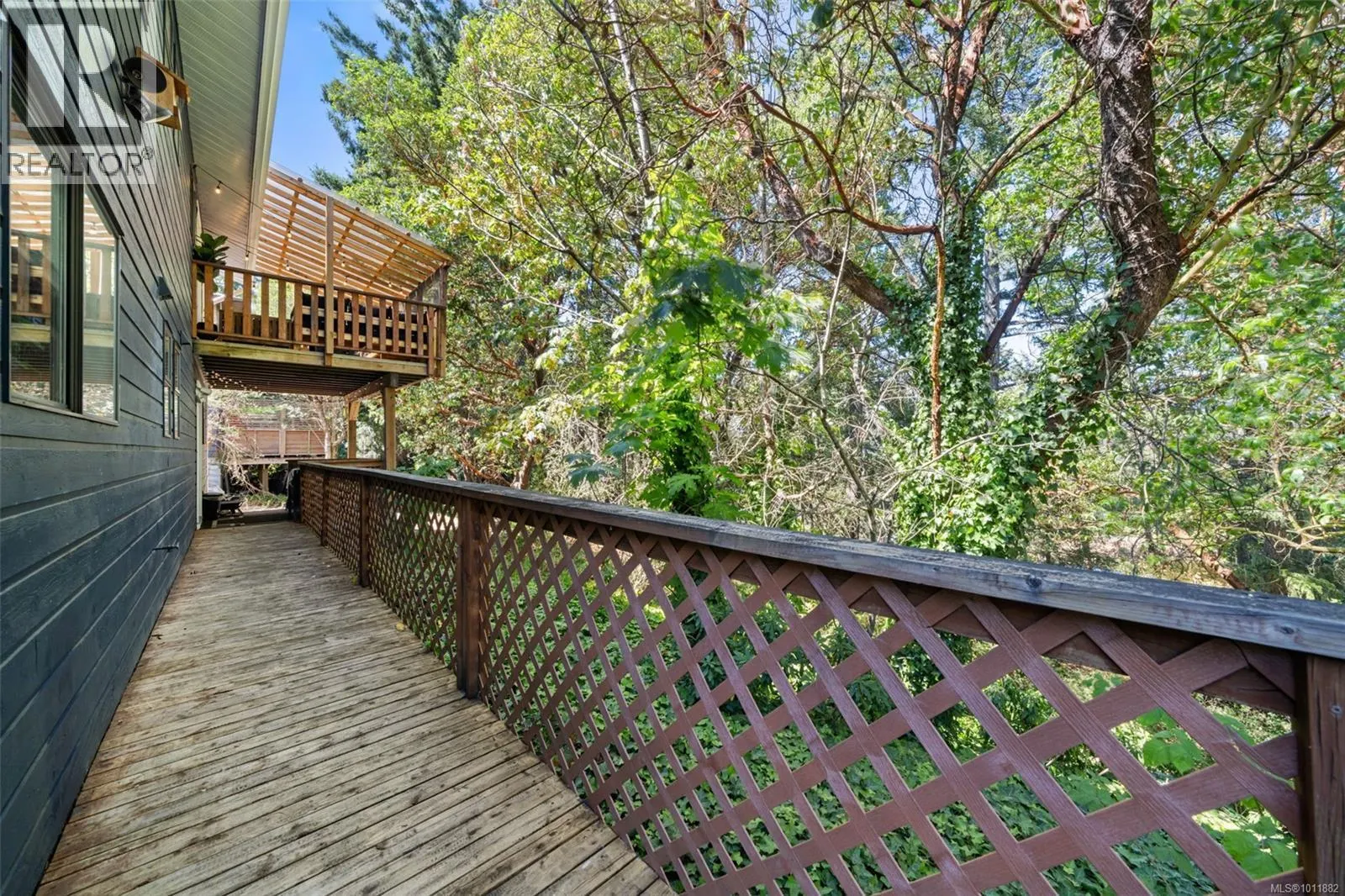 846 Cecil Blogg Dr