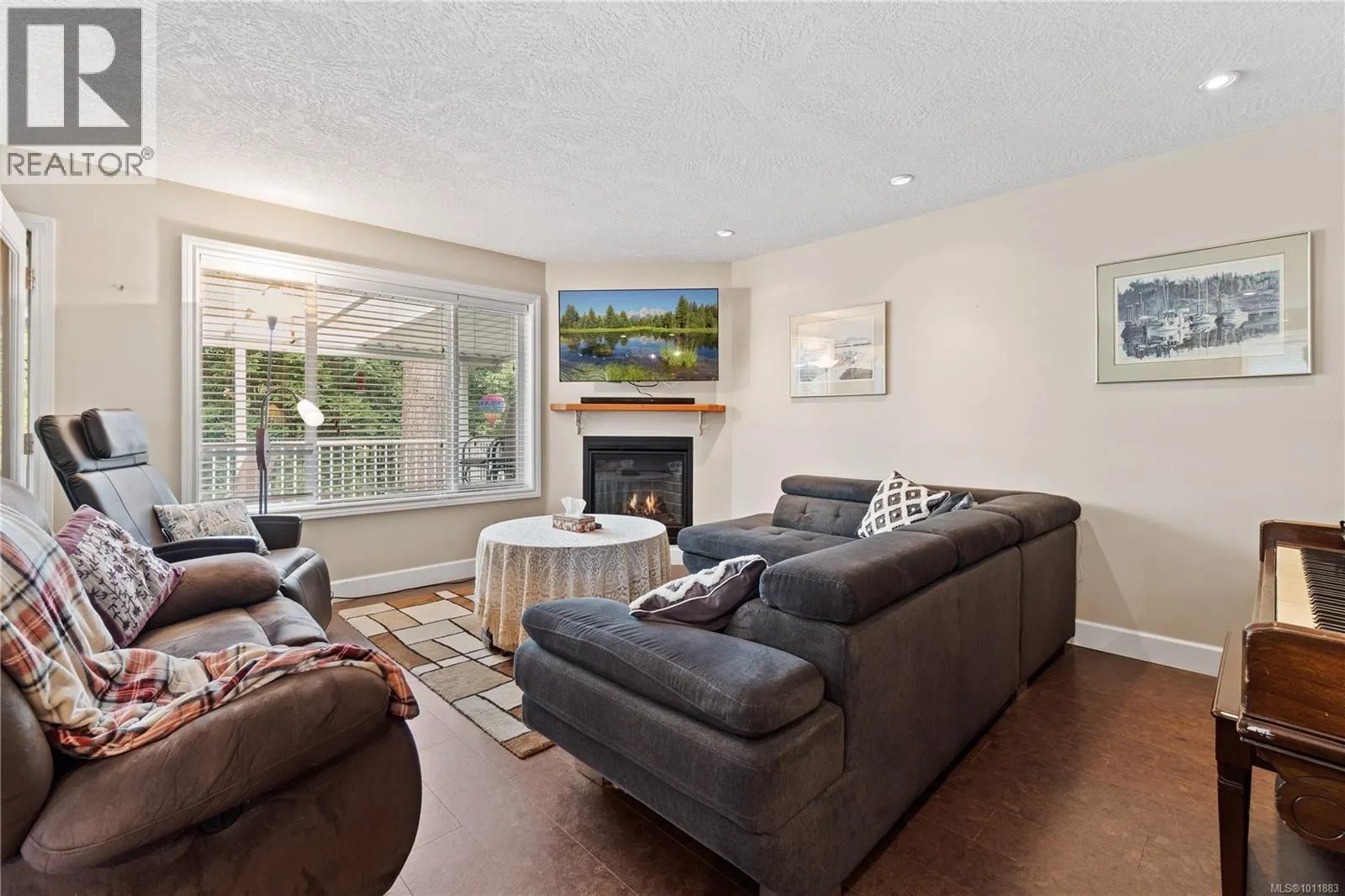 5524 Avro Way