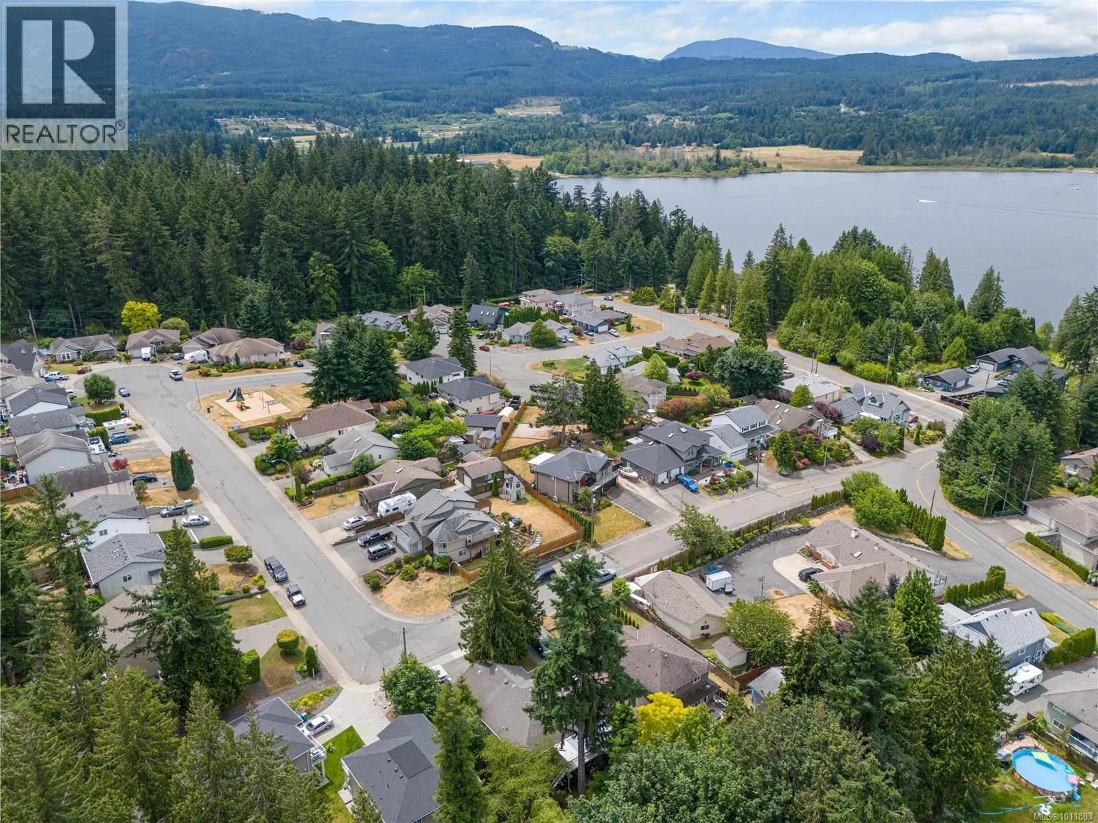 5524 Avro Way