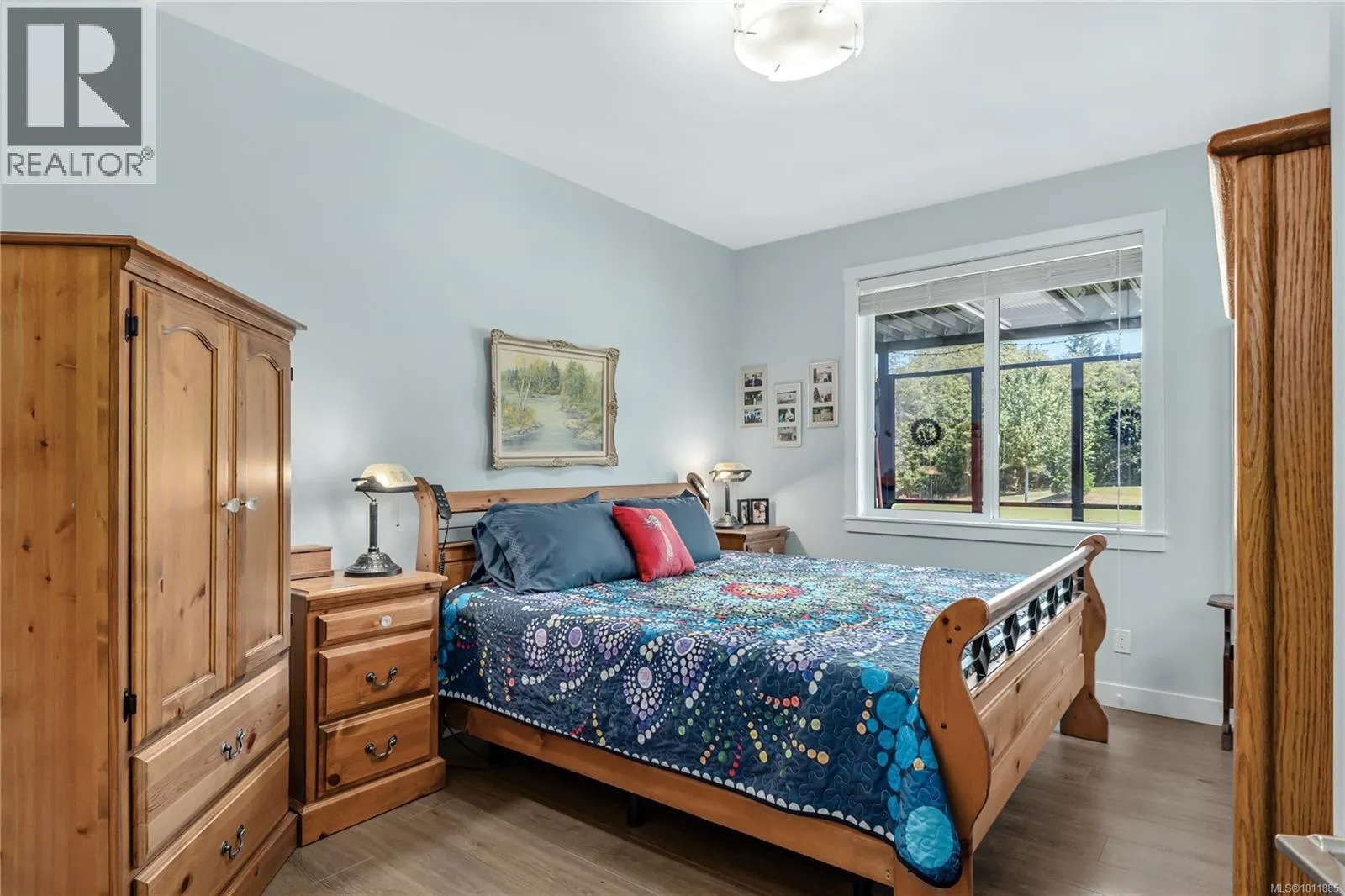 90 2006 Sierra Dr