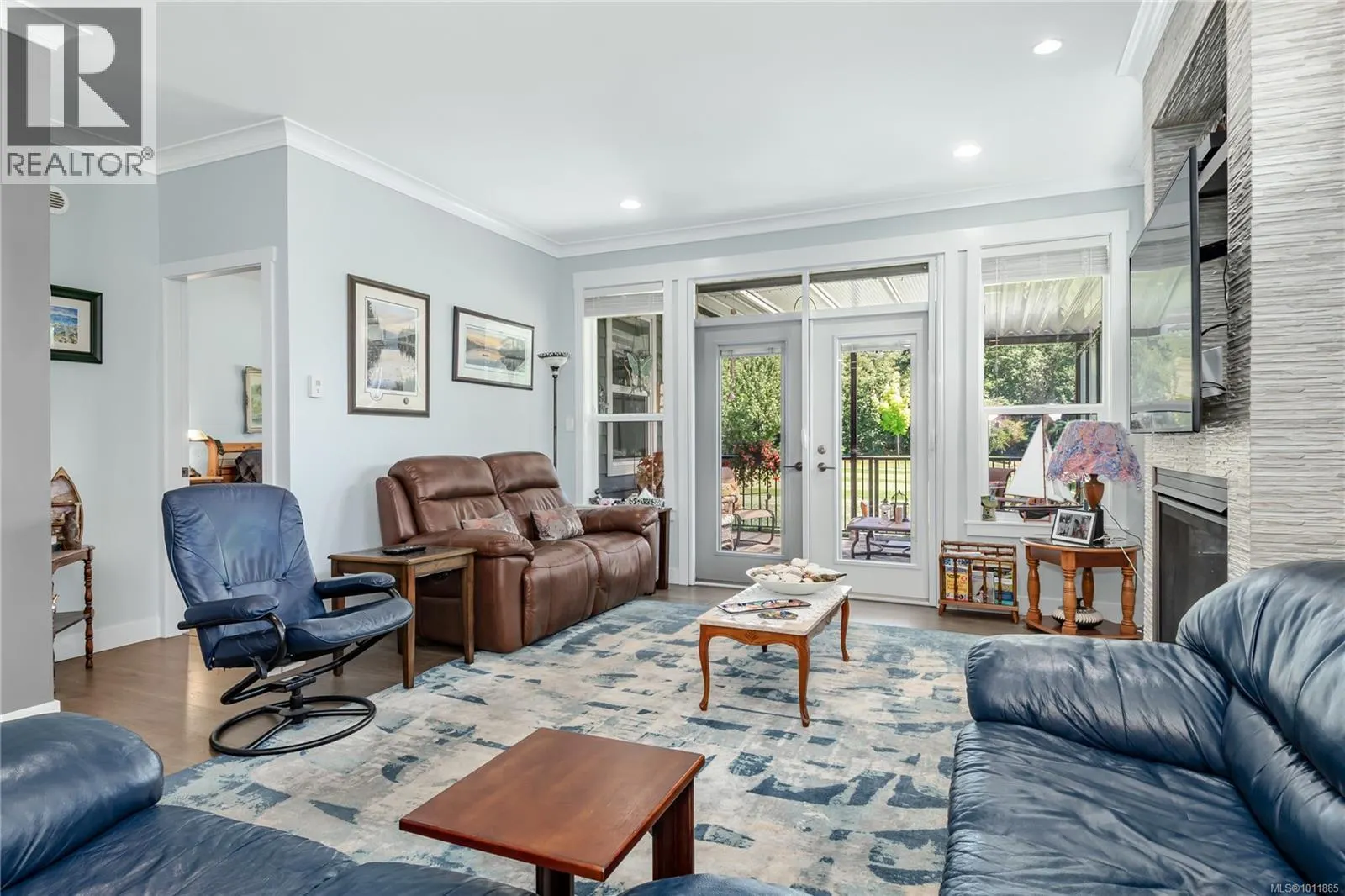 90 2006 Sierra Dr