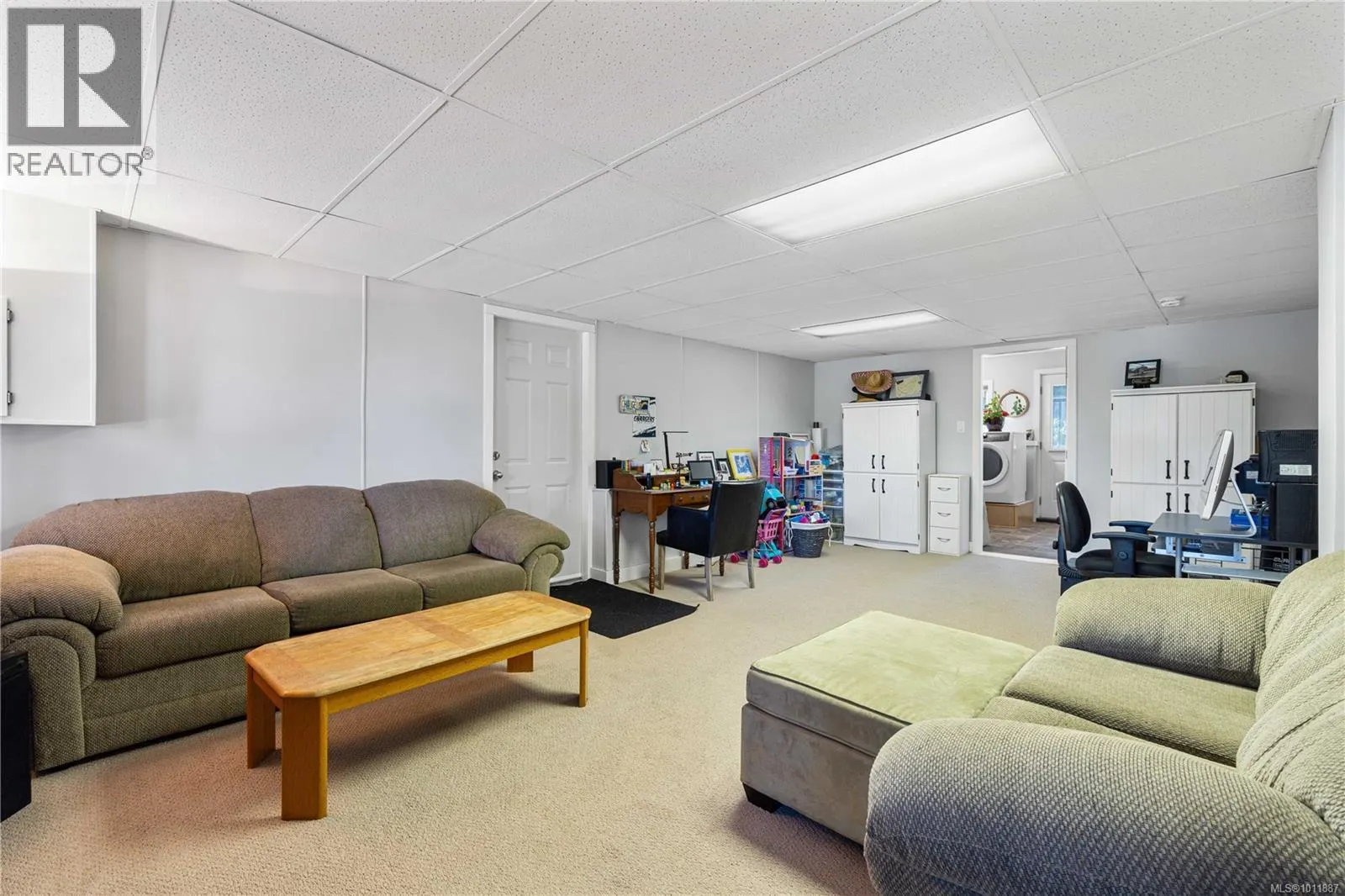 5251 Dunster Rd