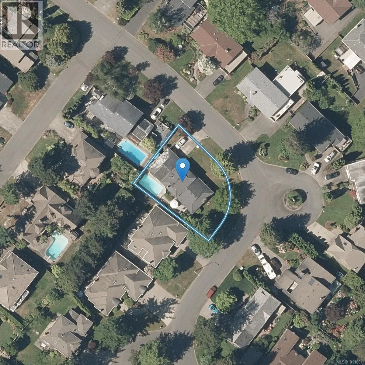 2295 Greenlands Rd