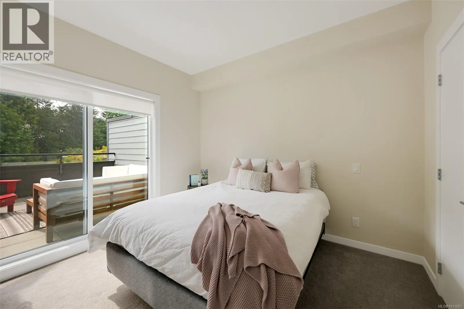 104 1454 Bear Mountain Pkwy