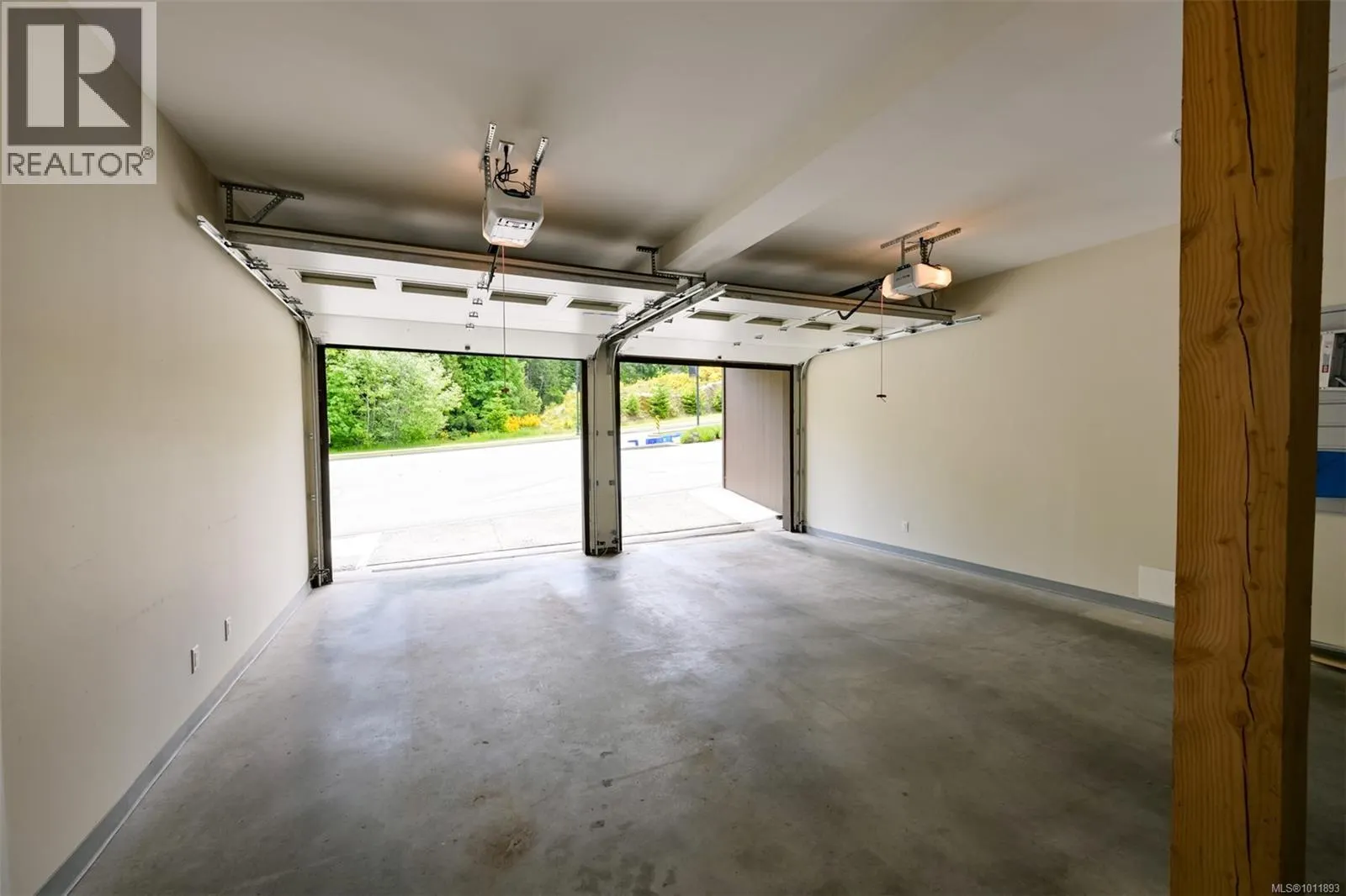 104 1454 Bear Mountain Pkwy