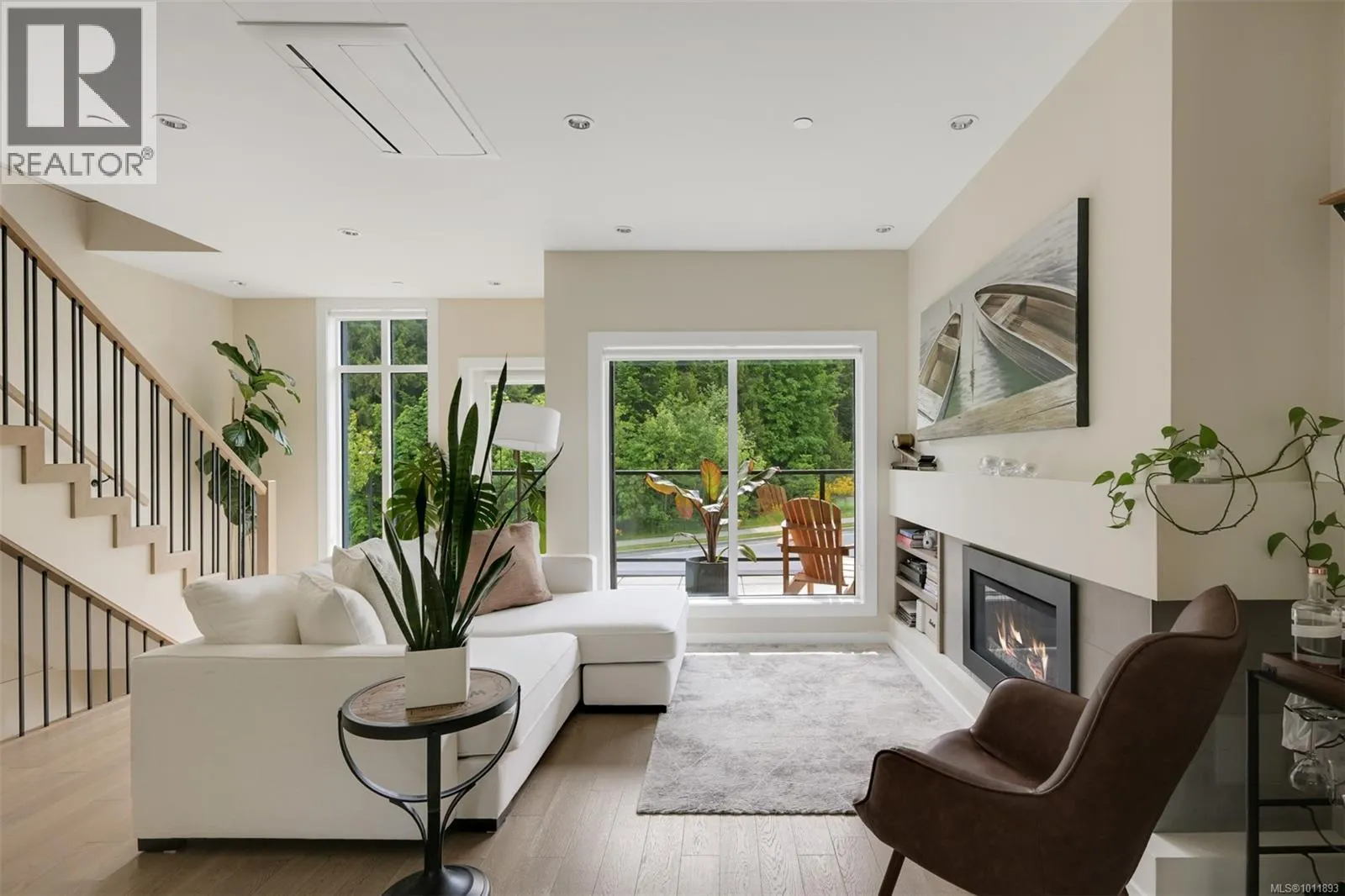 104 1454 Bear Mountain Pkwy