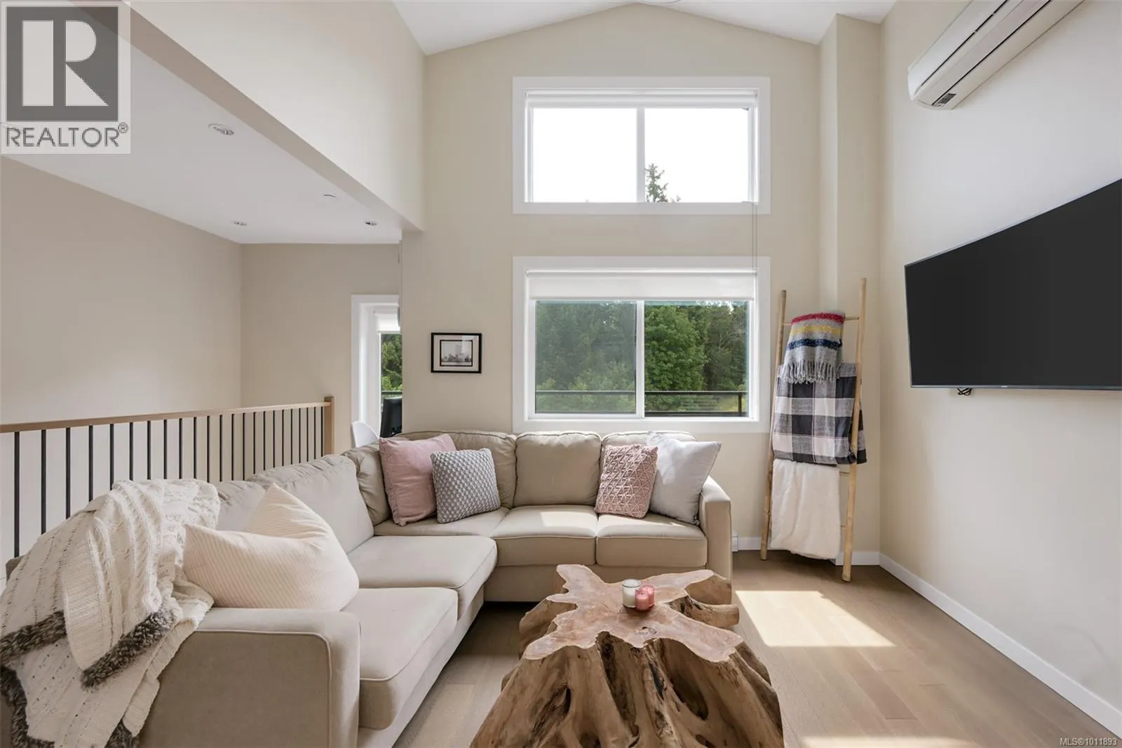 104 1454 Bear Mountain Pkwy