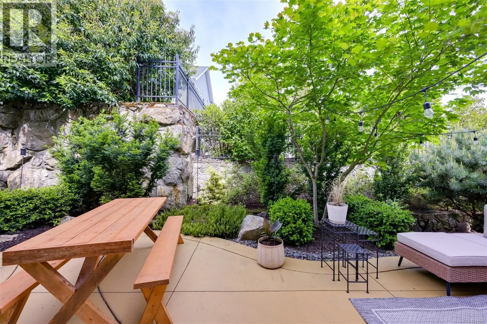 104 1454 Bear Mountain Pkwy