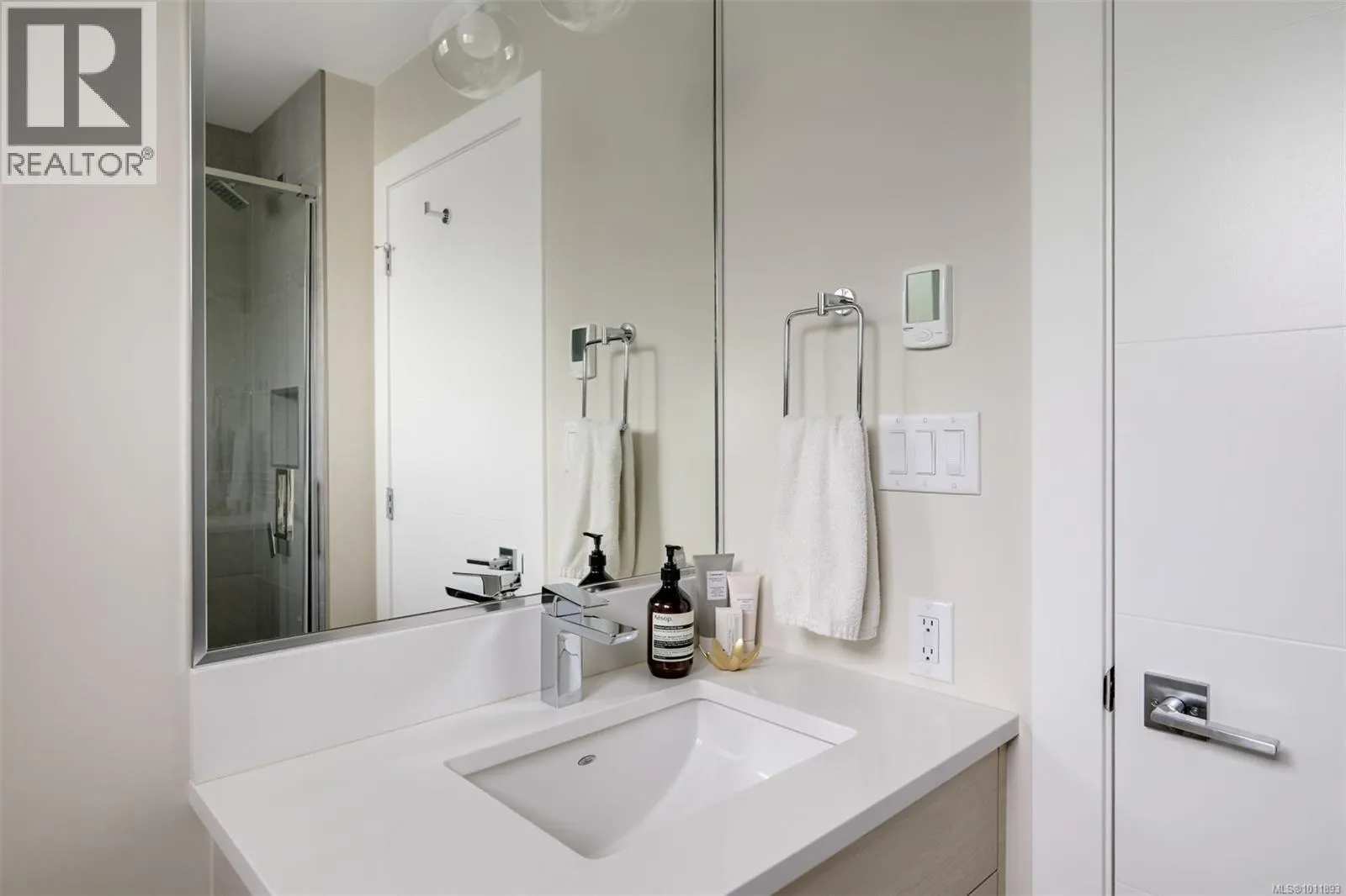 104 1454 Bear Mountain Pkwy