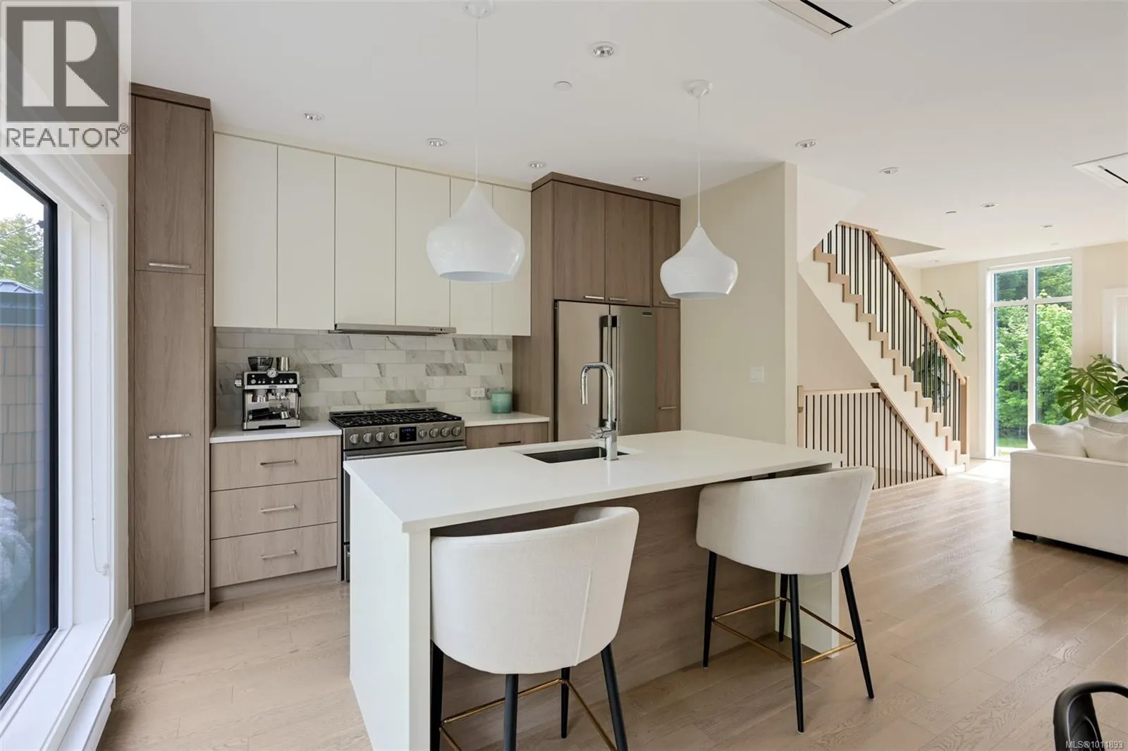 104 1454 Bear Mountain Pkwy