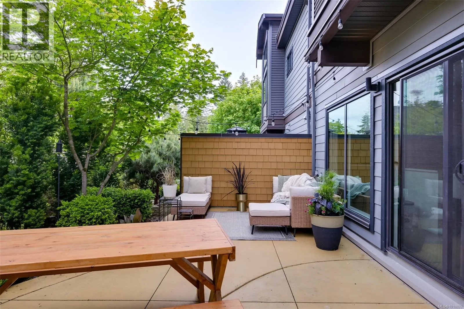 104 1454 Bear Mountain Pkwy