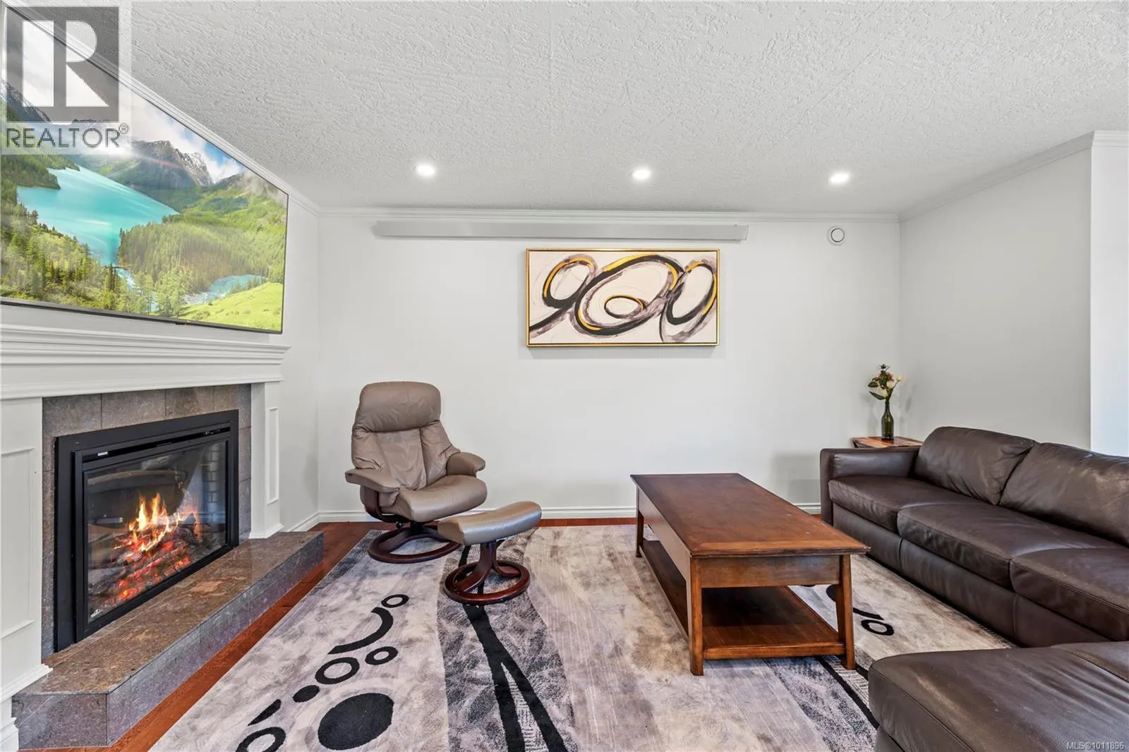 1661 Barrett Dr