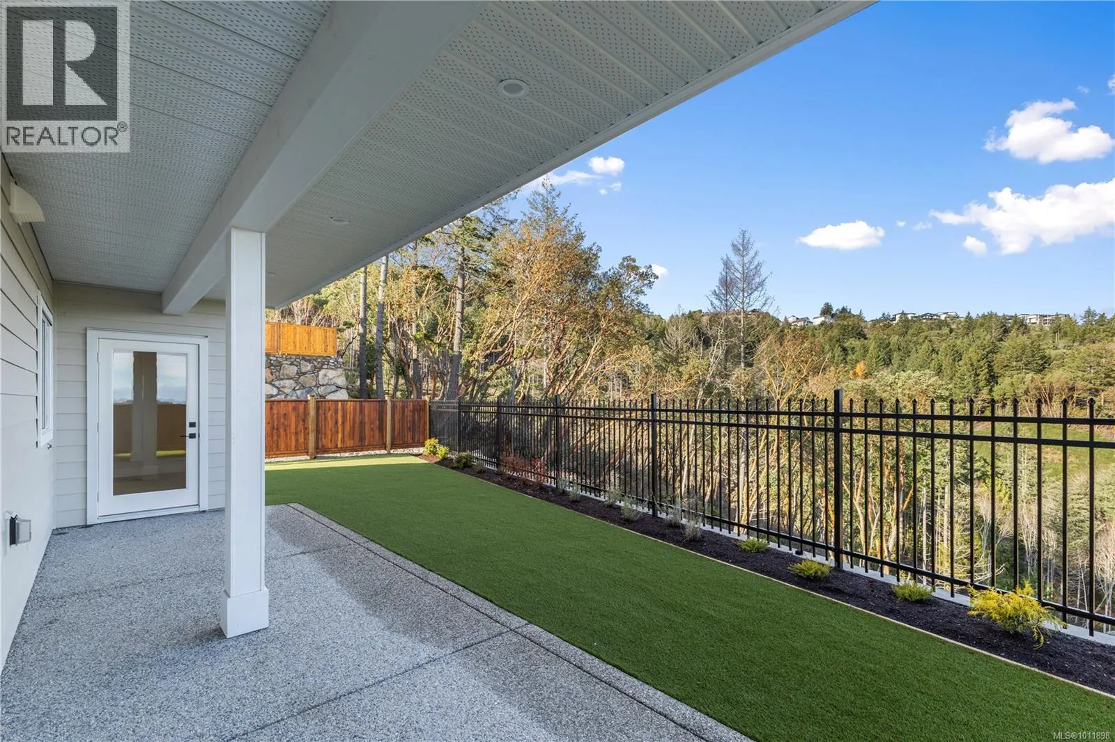 1406 Sandstone Lane