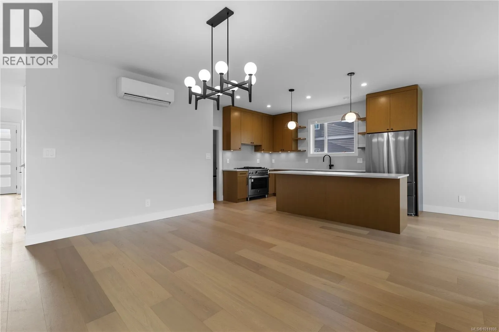1406 Sandstone Lane