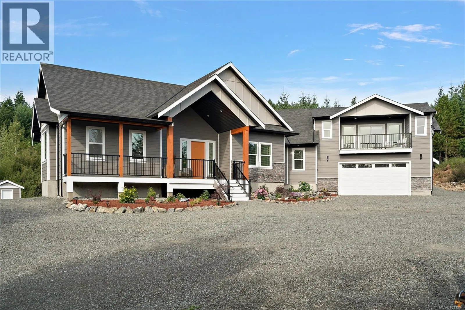 3870 Goldstream Heights Dr
